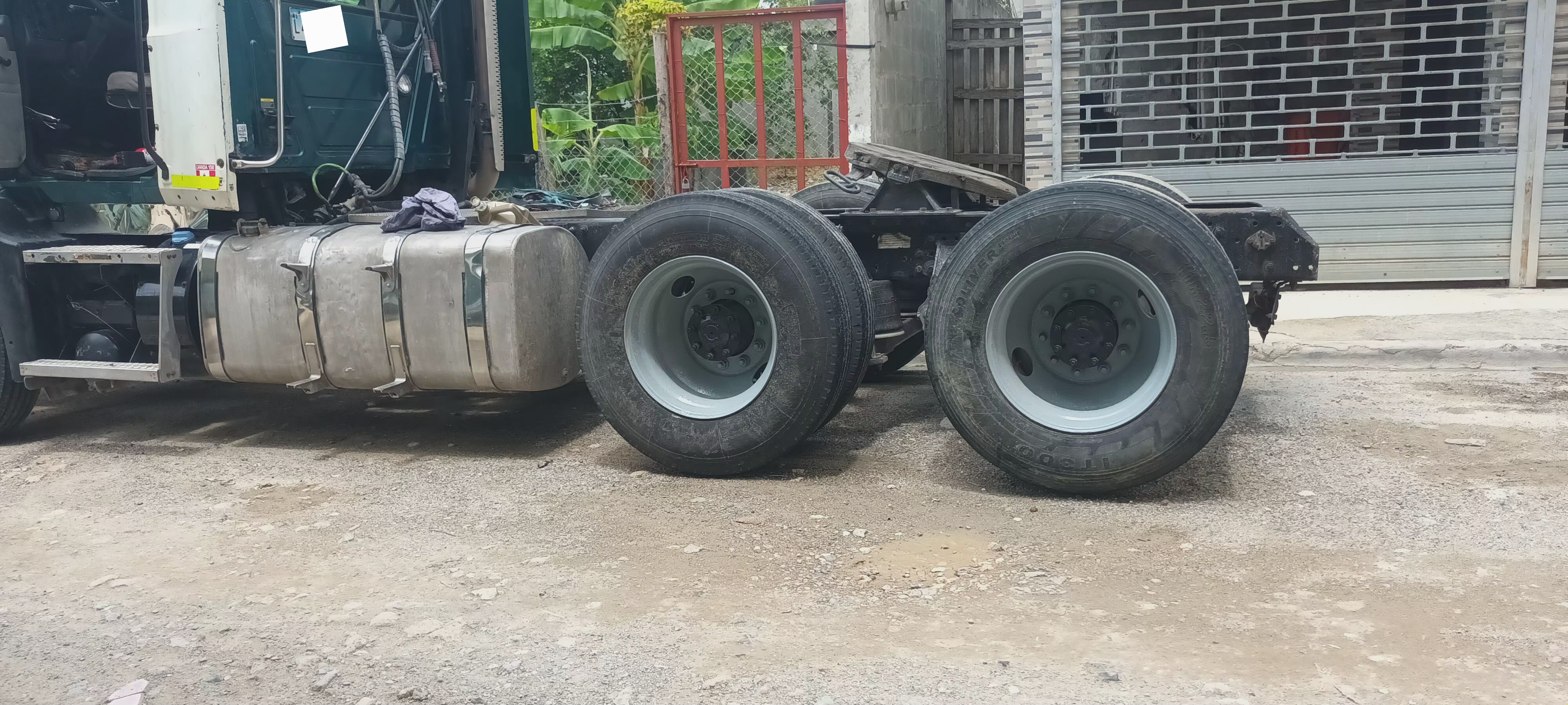 camiones y vehiculos pesados - Vendo mack Pinacle año 2013 3