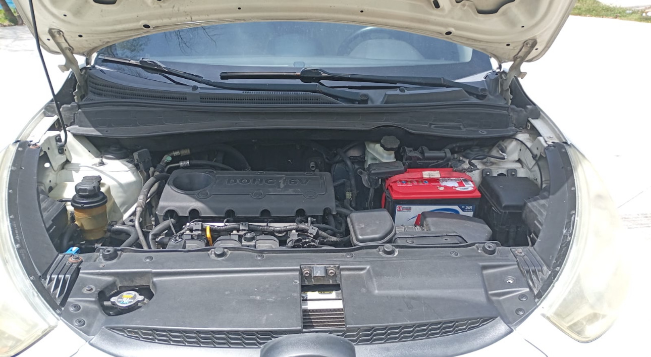 jeepetas y camionetas - HYUNDAI TUCSON BIEN CUIDADA 0