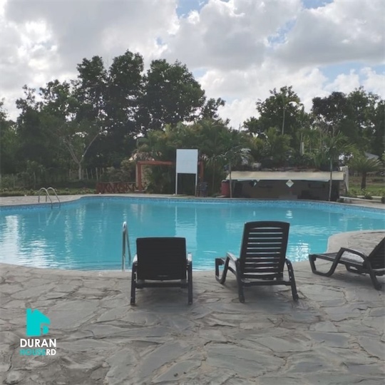 solares y terrenos - Venta de solares para villas con piscina y área de club en guerra bayaguana  1