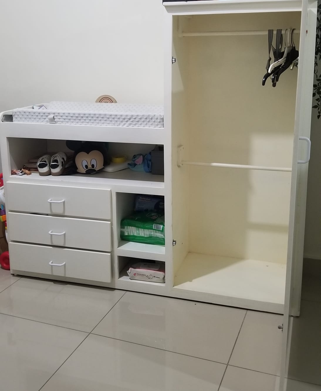 muebles - Armario / Cambiador para bebe. 1