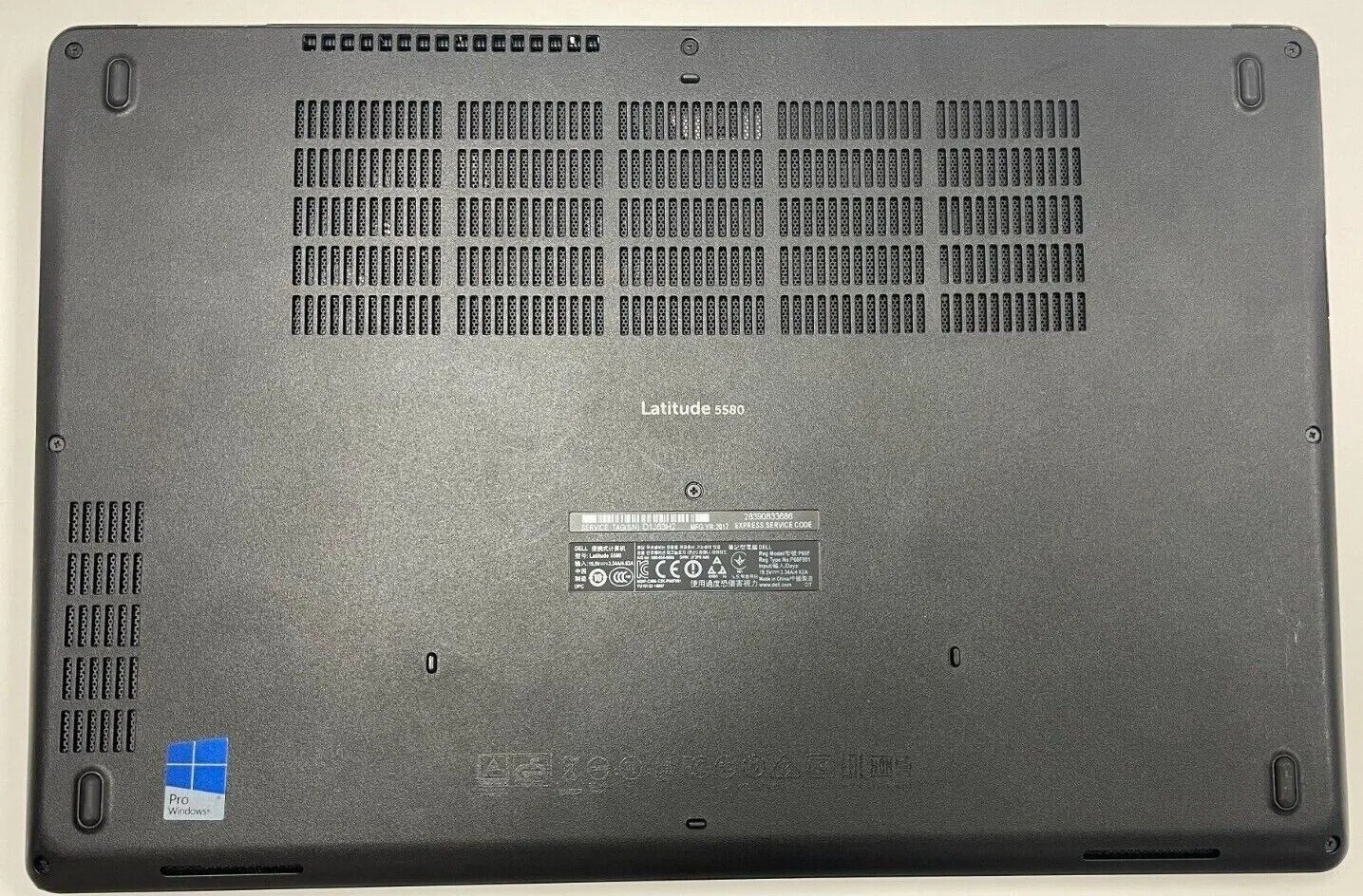 computadoras y laptops - Laptop Dell 5580 i5 de 7ma, 8GB Memoria, 256GB SSD 2
