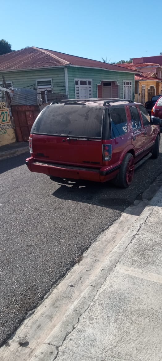 jeepetas y camionetas - Chevrolet blazer 2000 3