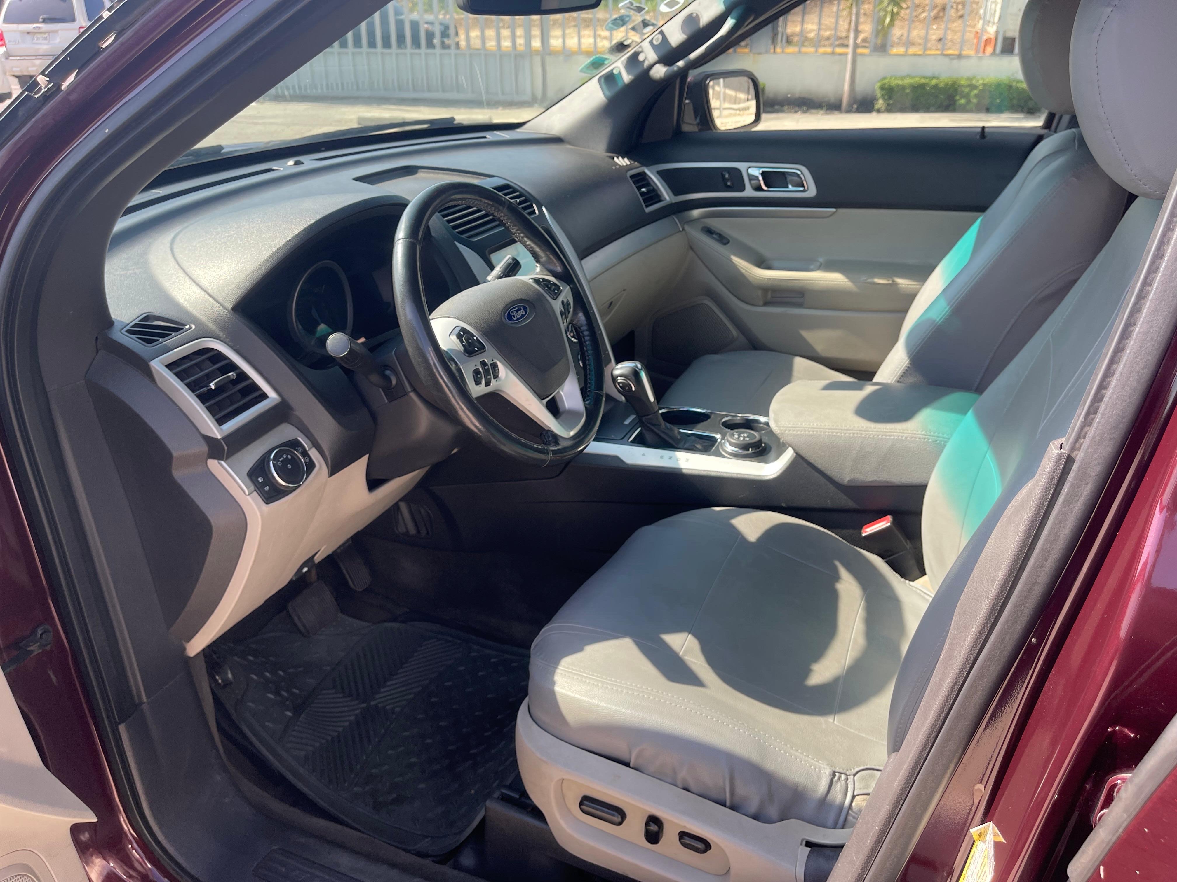 jeepetas y camionetas - PRECIO DE OFERTA FORD EXPLORER 2011 4x4 panorámica  4
