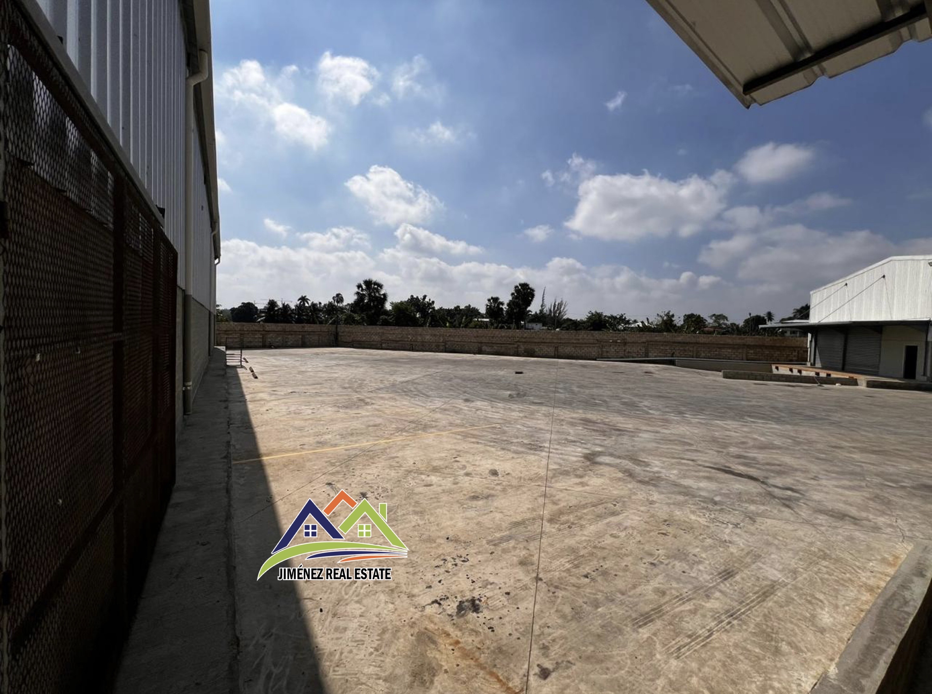 oficinas y locales comerciales - NAVE INDUSTRIAL EN RENTA EN SANTIAGO DE LOS CABALLEROS E 6