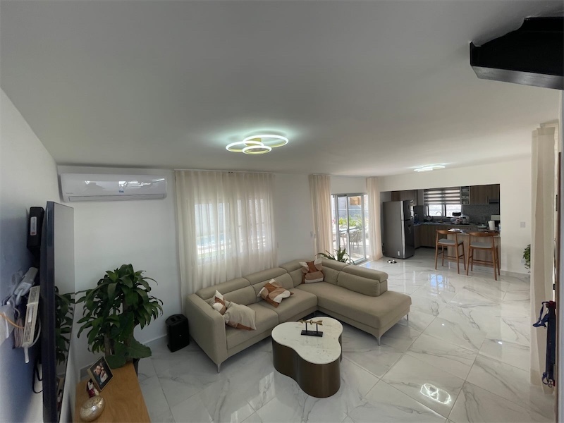 casas vacacionales y villas - Venta de Villa de lujo con piscina en Punta Cana 2