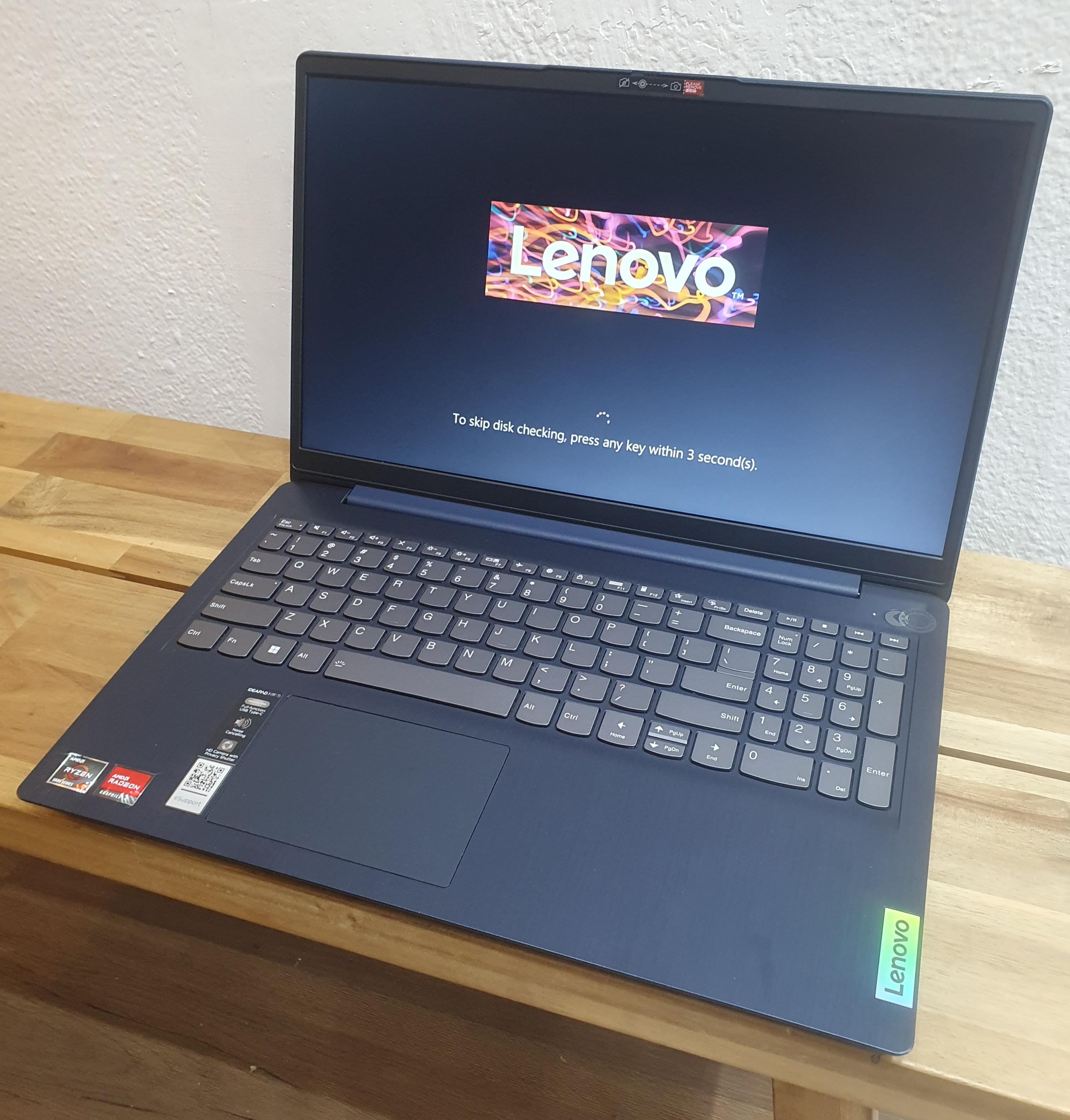 computadoras y laptops - Laptop Lenovo Ideapad 3 15,6"FHD, AMD Ryzen 7, 12GB RAM, 512GB SSD, Nueva Gaming 1