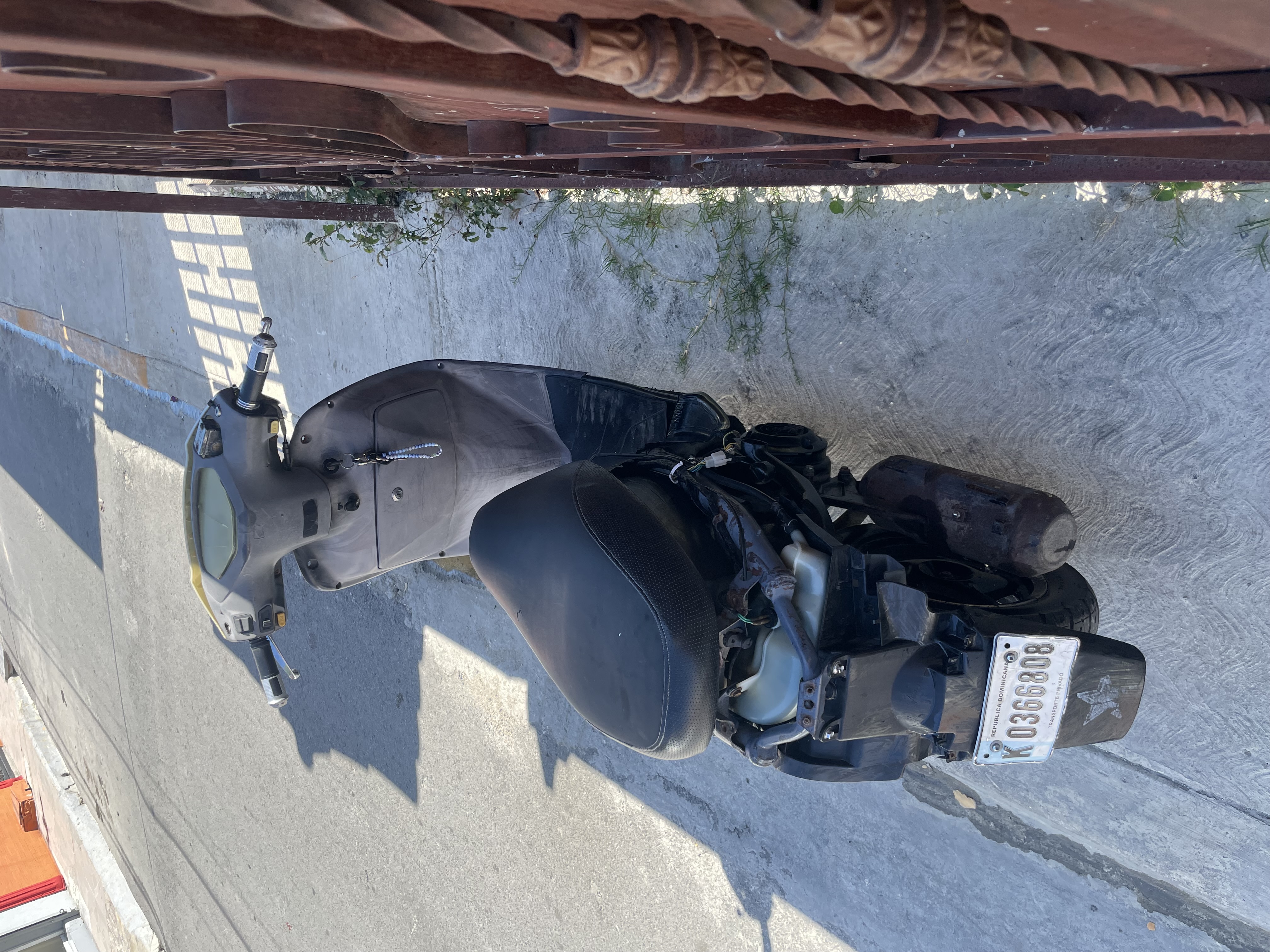 motores y pasolas - Honda Lead 100 1