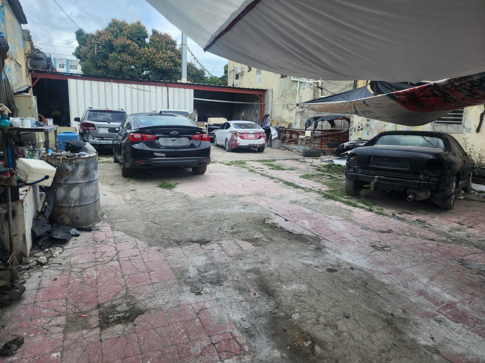 oficinas y locales comerciales - Se Vende Local Para Negocio en Villa Consuelo 0