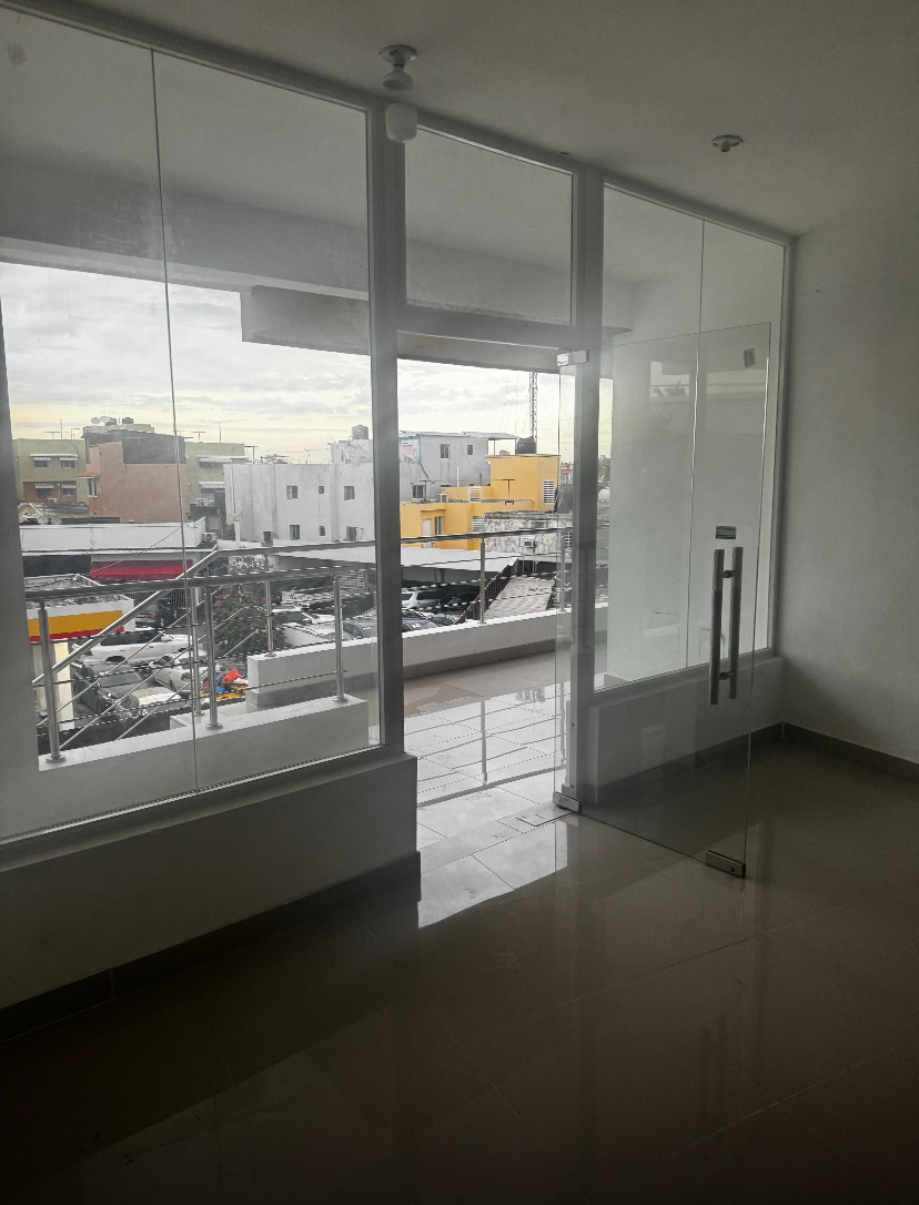 oficinas y locales comerciales - se alquila local  3