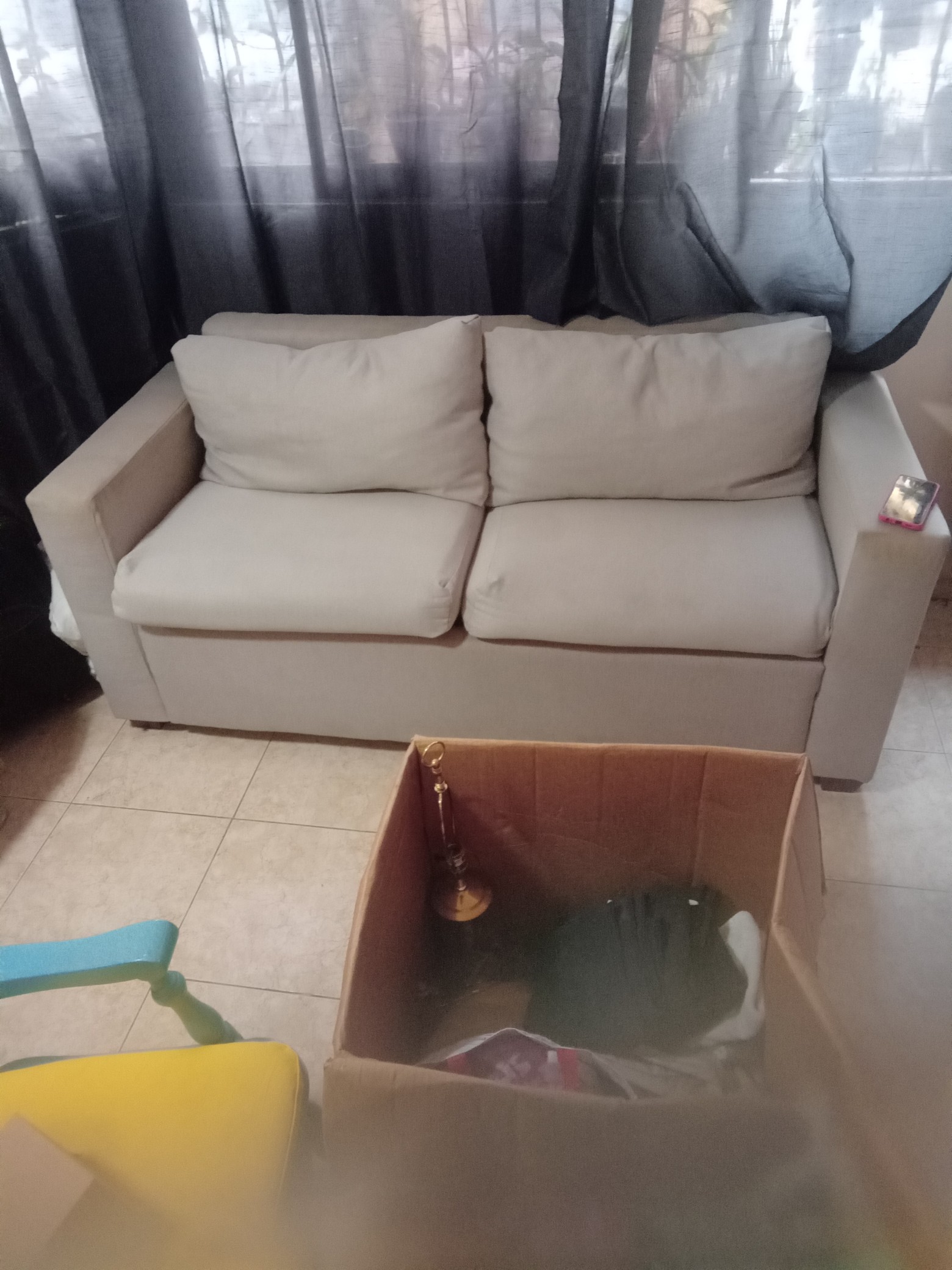 muebles y colchones - Mueble de tres plazas gris 1