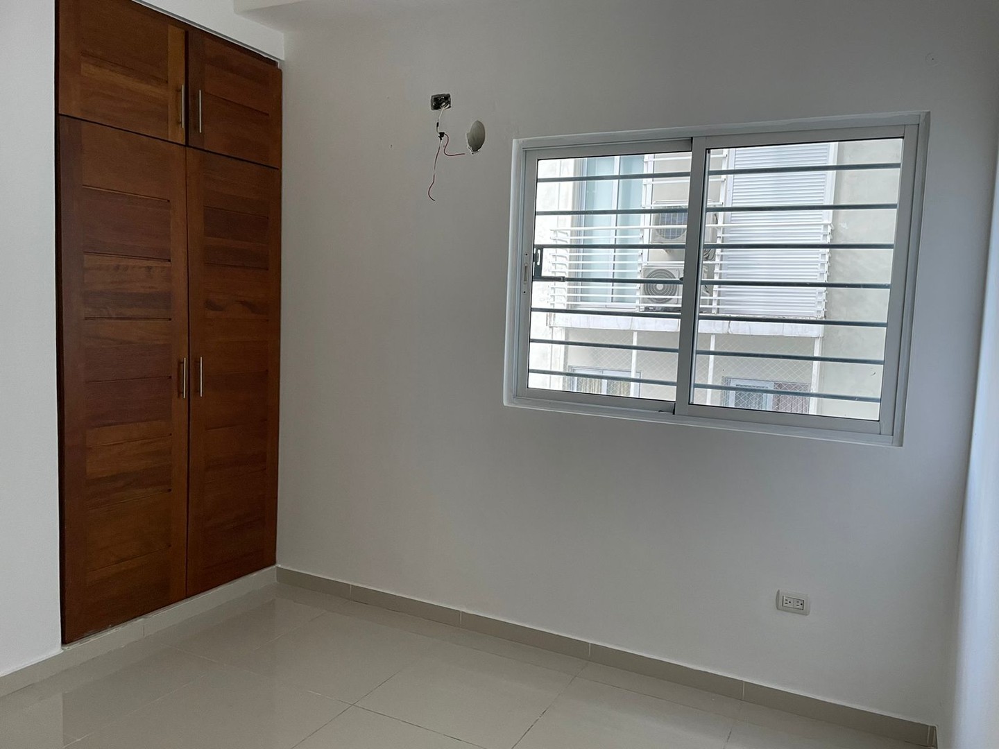 apartamentos - Alquiler apartamento en Evaristo morales 
2 habitaciones 
2 baños
sala 
cocina
 7