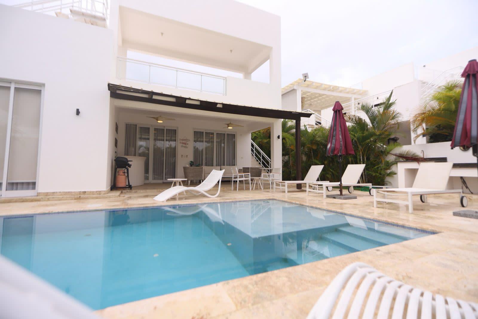 casas vacacionales y villas - 🏡 **Exclusiva Casa en Sosua en el Exclusivo Proyecto Ocean Village 
 1