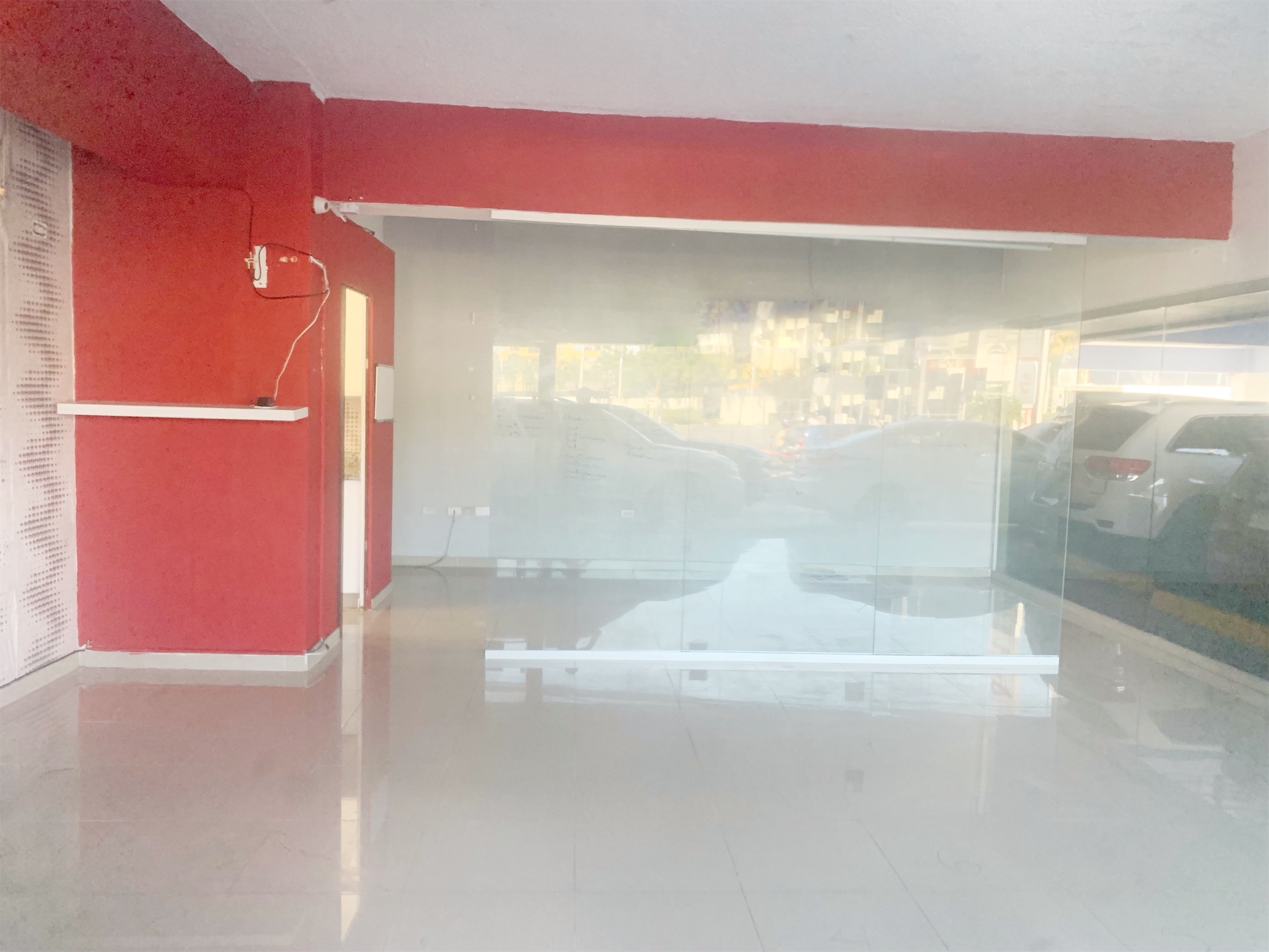 oficinas y locales comerciales - Local en primer nivel millon  4