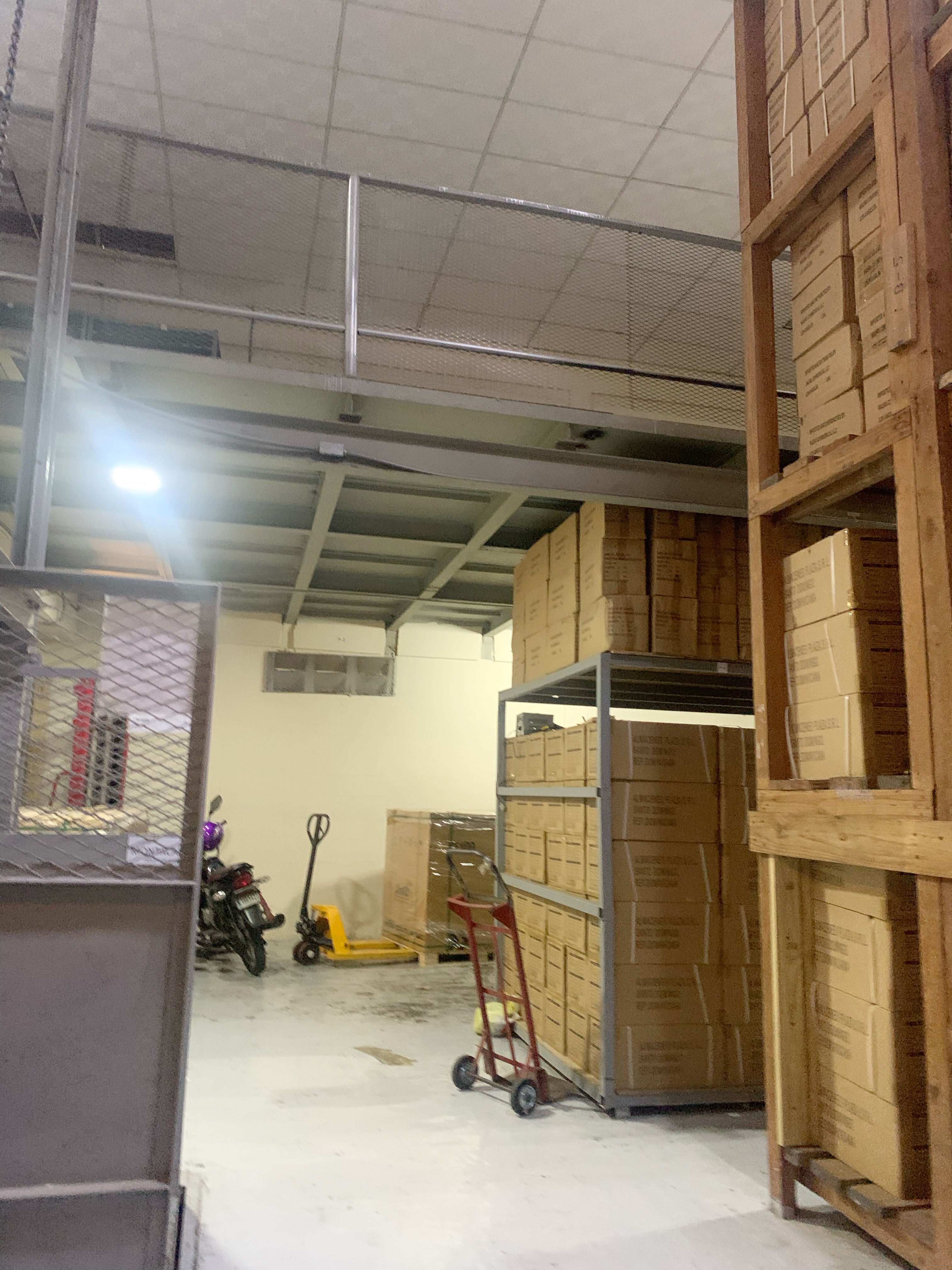 oficinas y locales comerciales - Alquiler local comercial Gazcue  9
