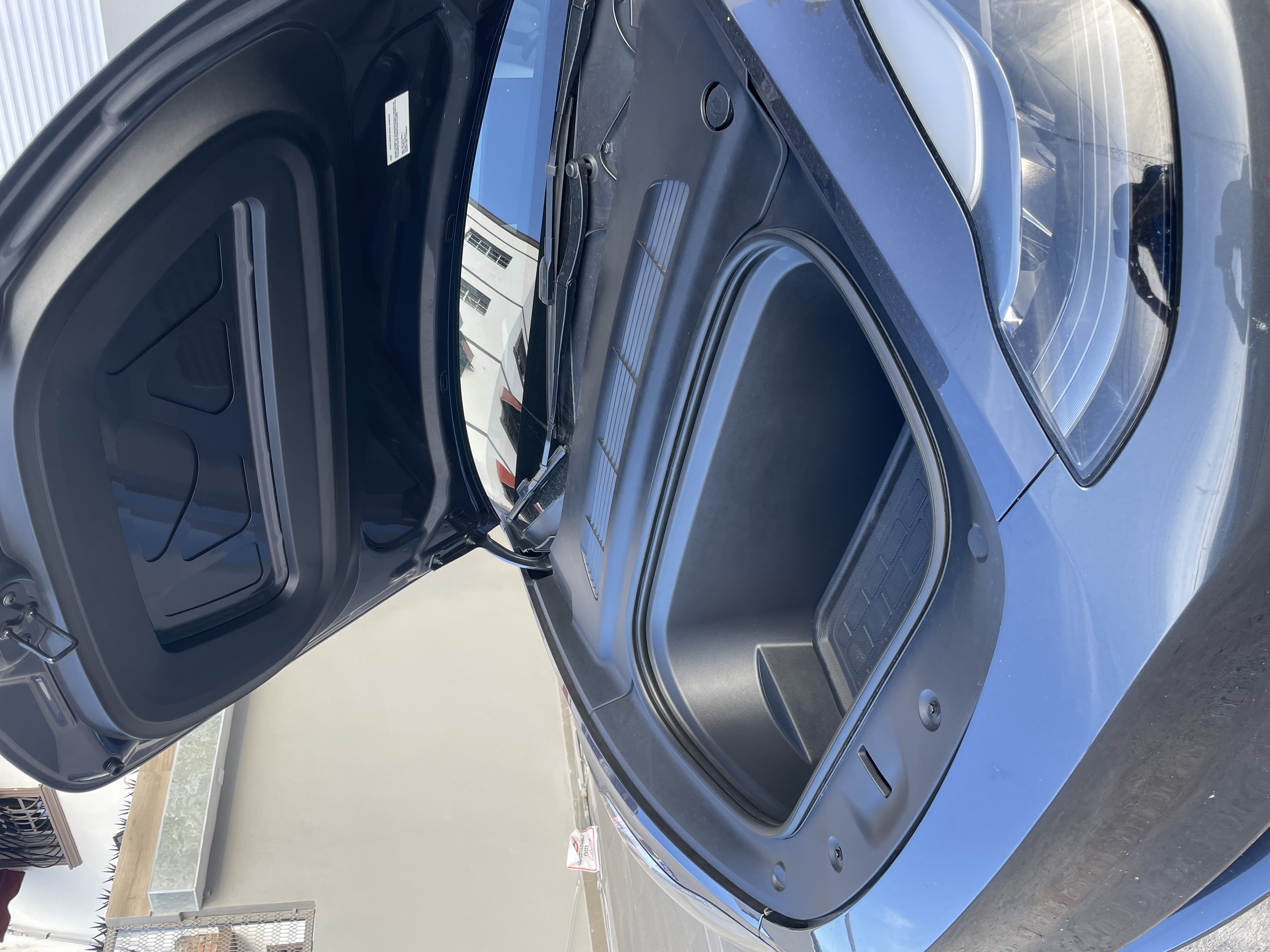 carros - Tesla Model Y 2023 Dual Motor AWD  5