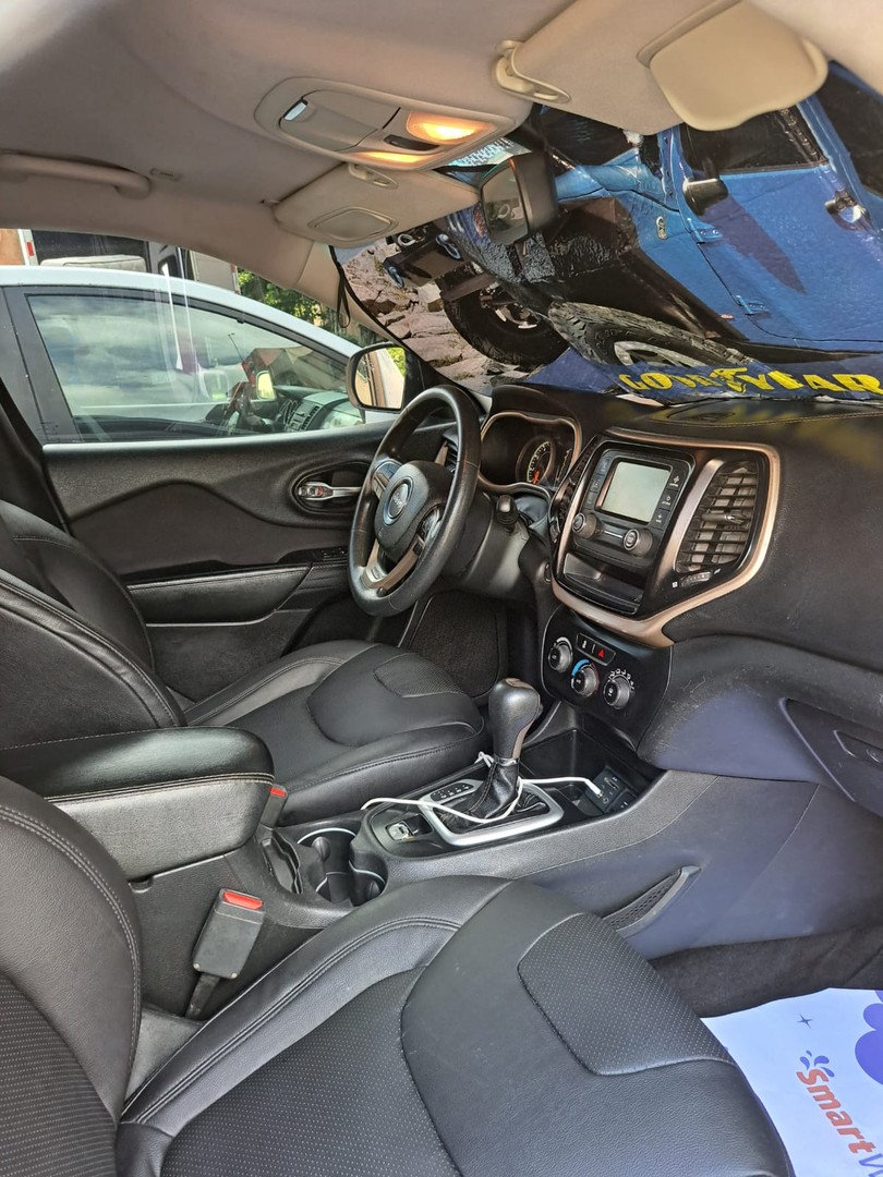 jeepetas y camionetas - Jeep Cherokee Latitude 2018 5