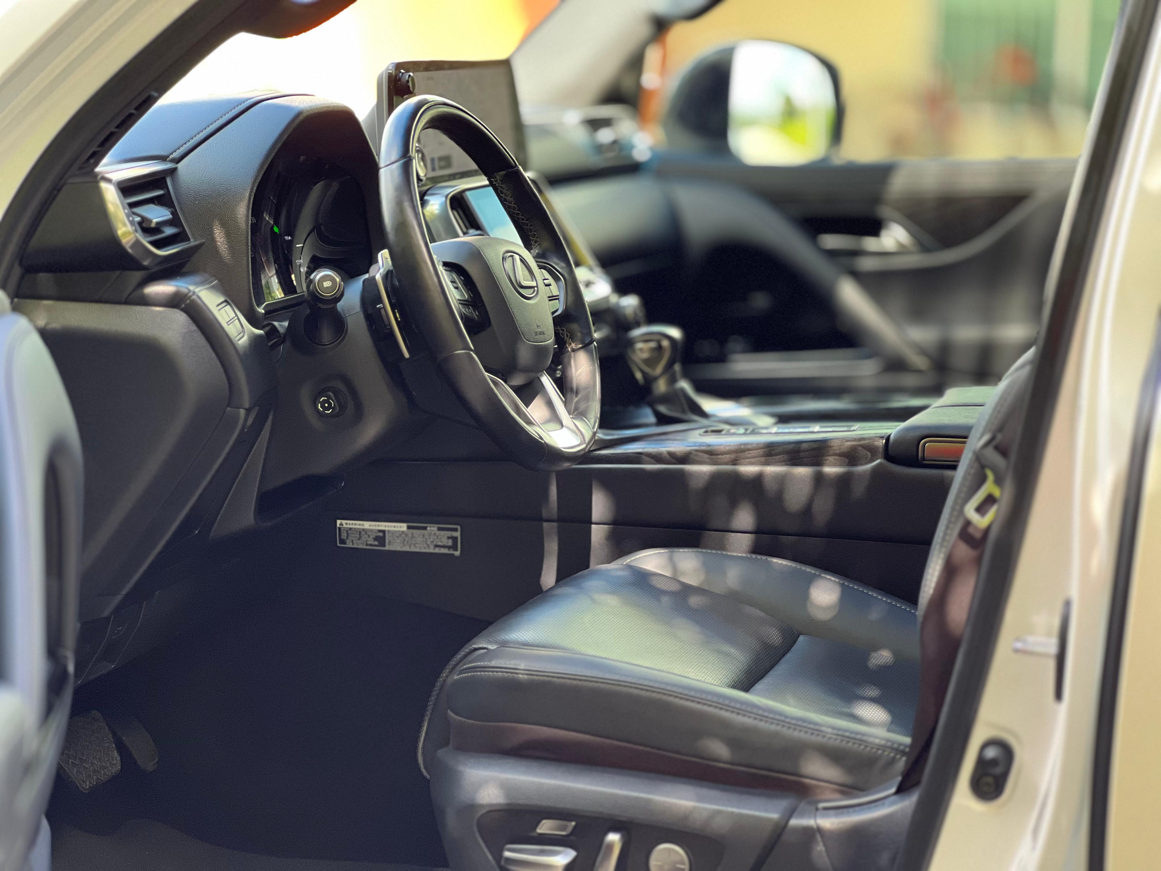 jeepetas y camionetas - Lexus LX 600 Luxury 2022 7