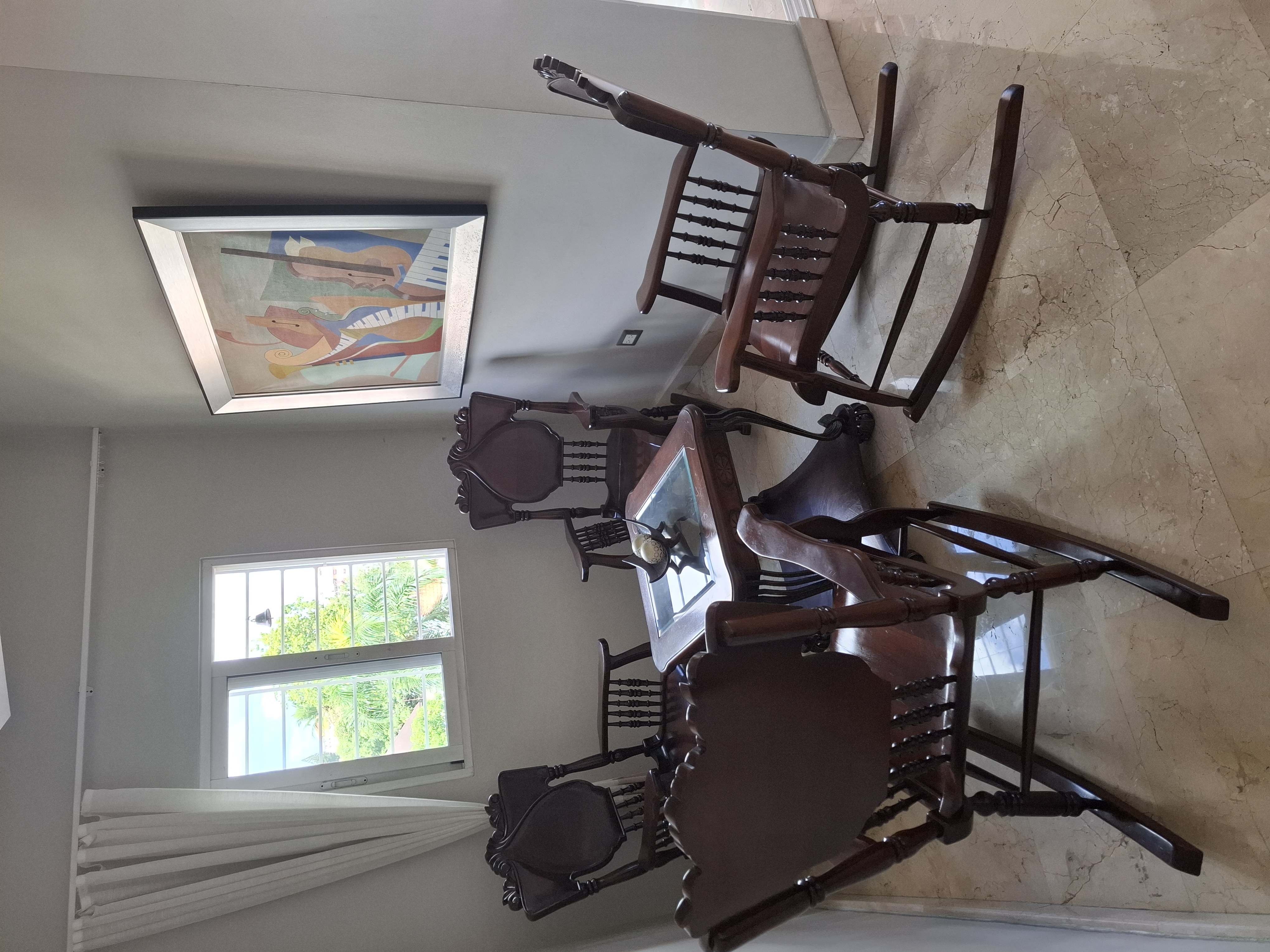muebles y colchones - ***Juego Mecedoras y Mesa de Caoba ***