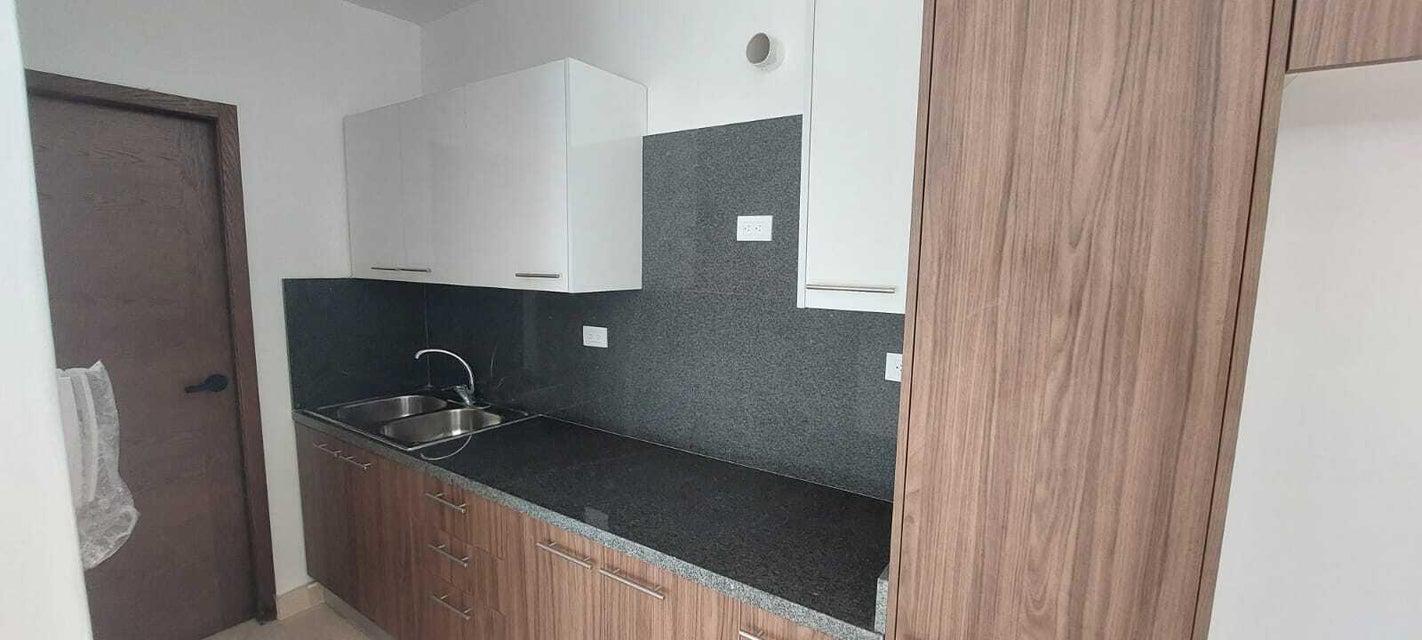 apartamentos - Venta de apartamento en Evaristo Morales 9