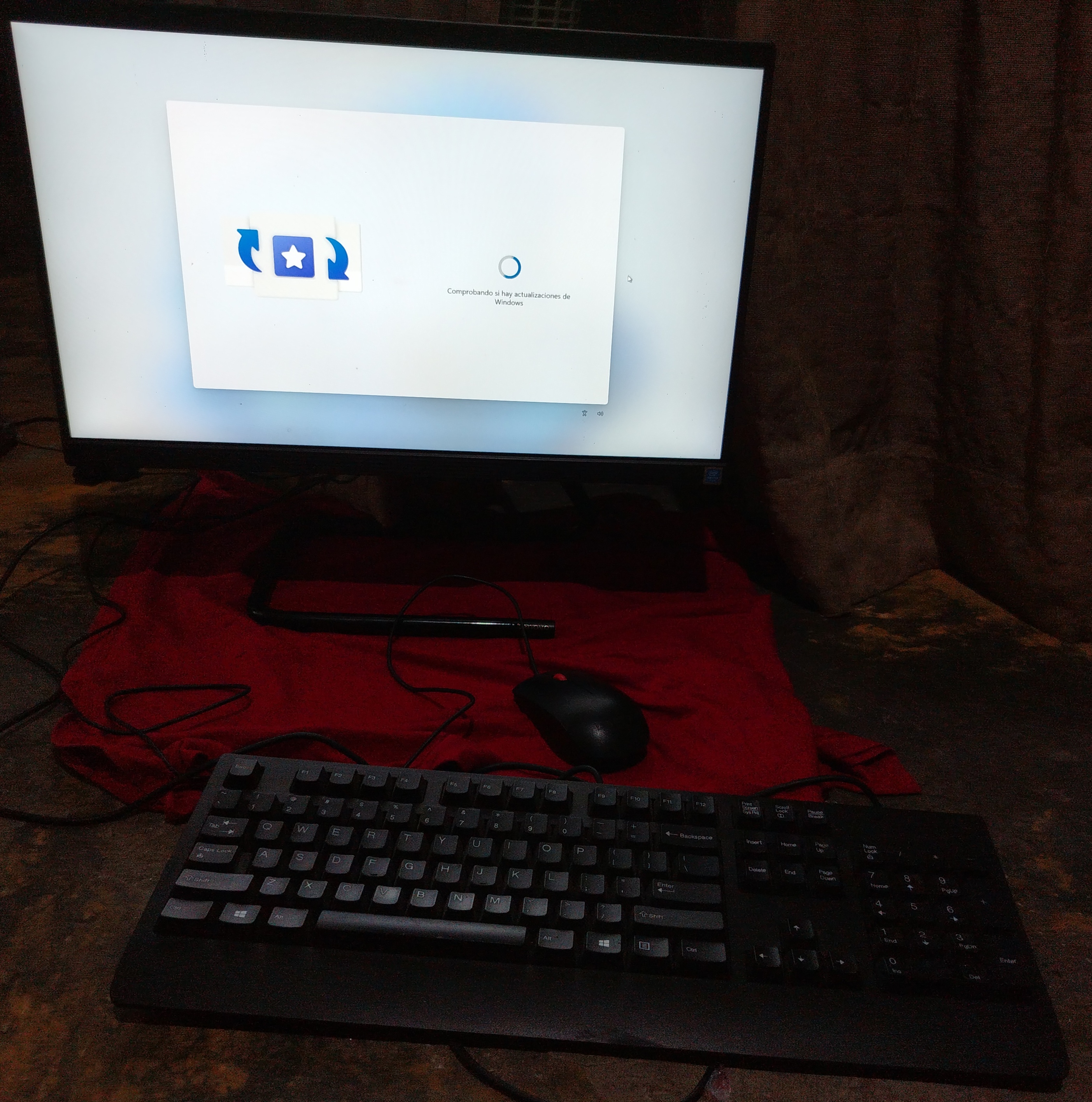 computadoras y laptops - VENDO LENOVO ALL IN ONE 3 LEN F0EV006 3