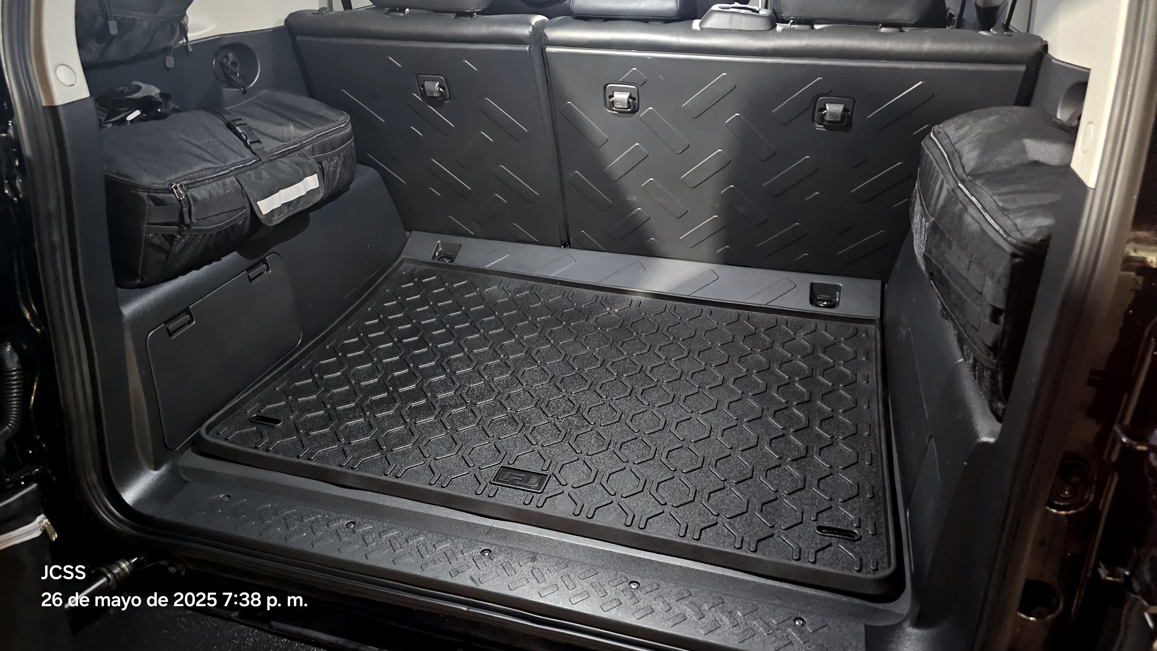 jeepetas y camionetas - Fj Cruiser 2013  3