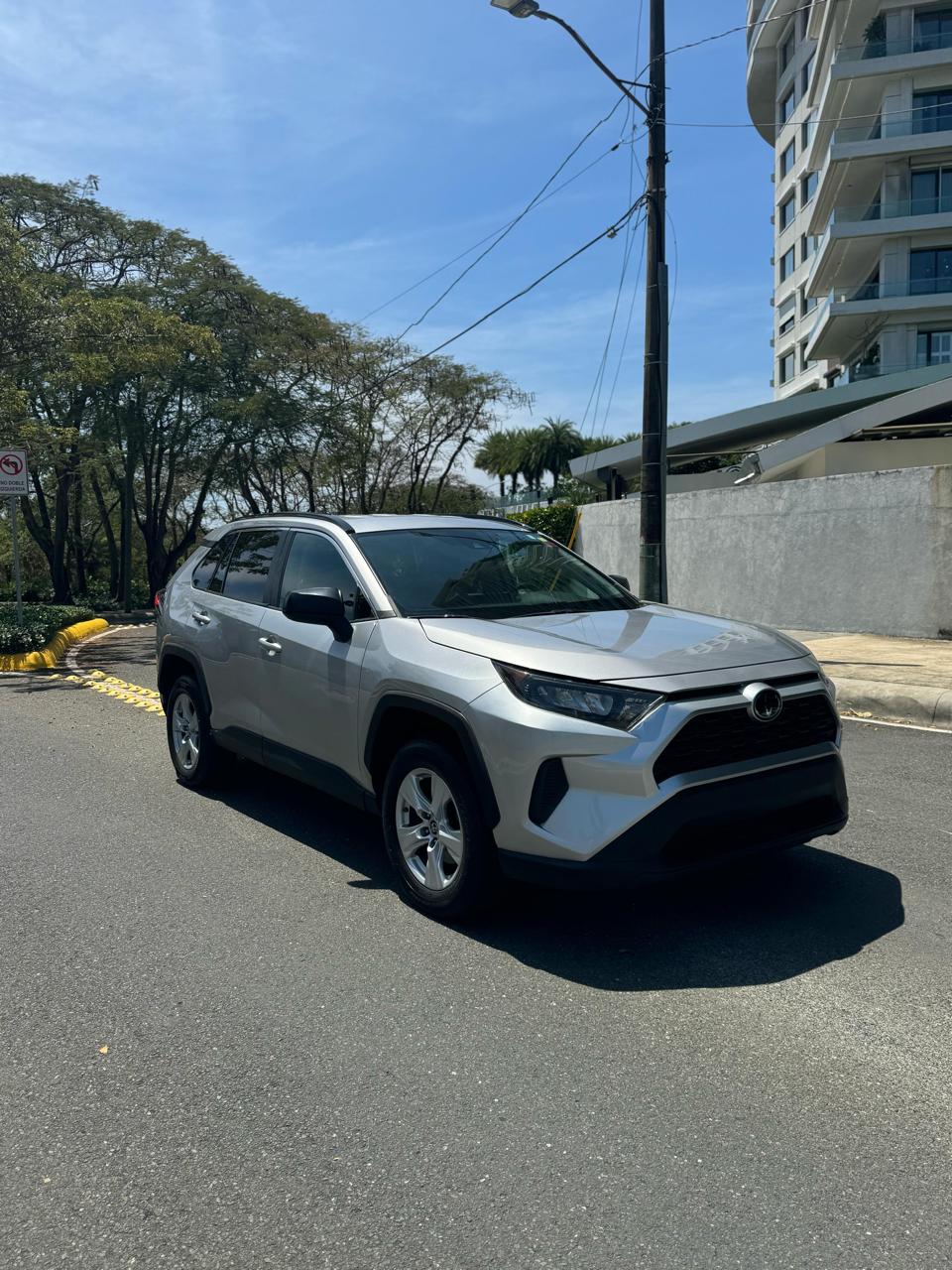 jeepetas y camionetas - Toyota rav4 2020 2