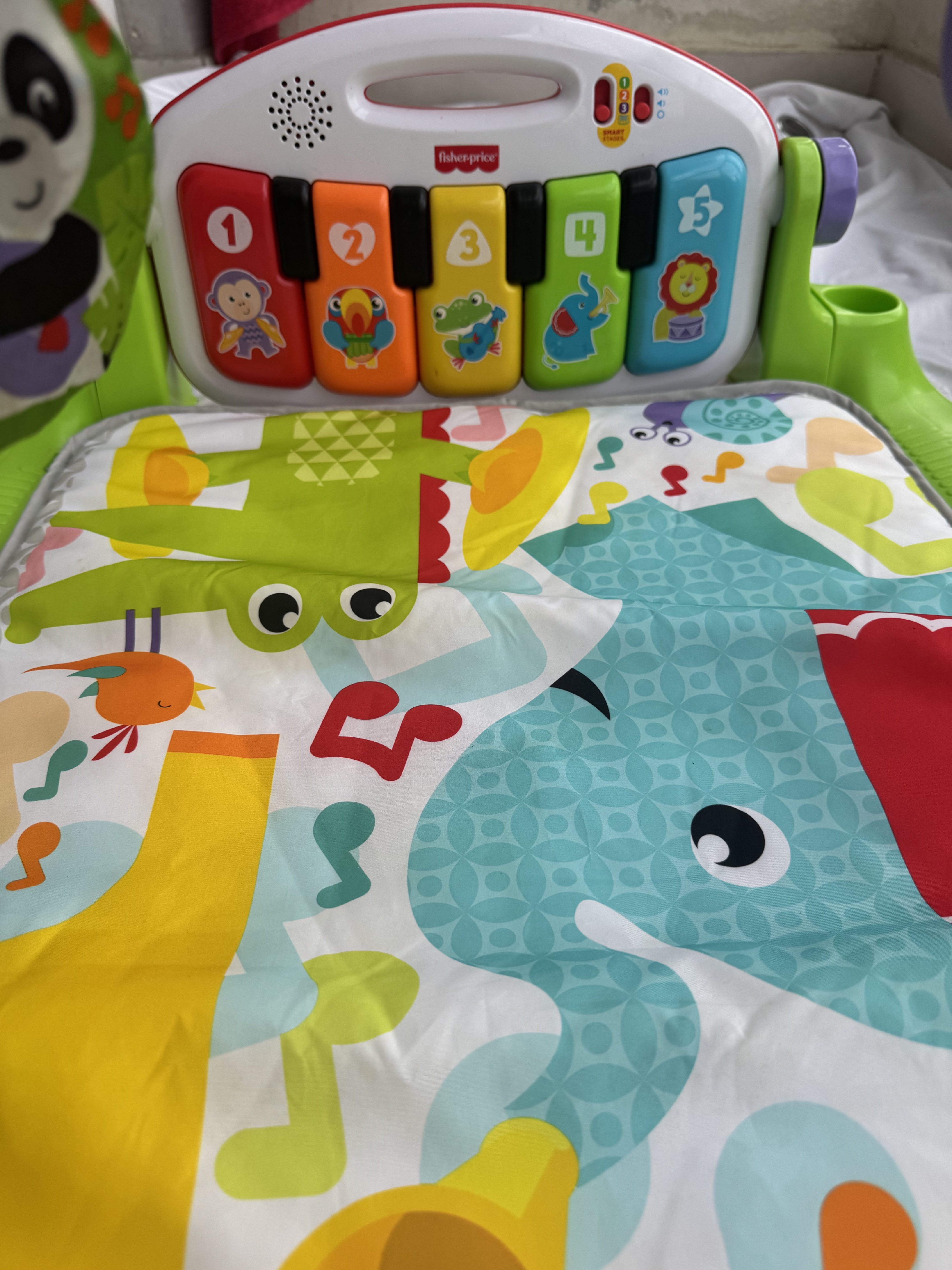 juguetes - todos estos juguetes para bebé de 3 a 18 meses fisher Price 2