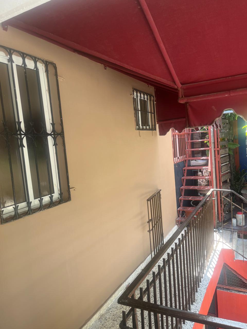 apartamentos - Se alquila apartamento para local comercial 2da