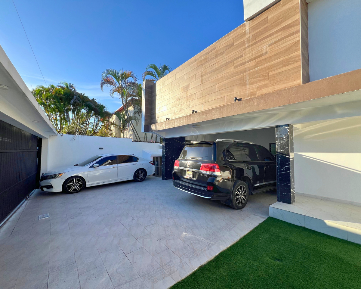 casas - Casa Moderna en Arroyo Hondo III con piscina  6