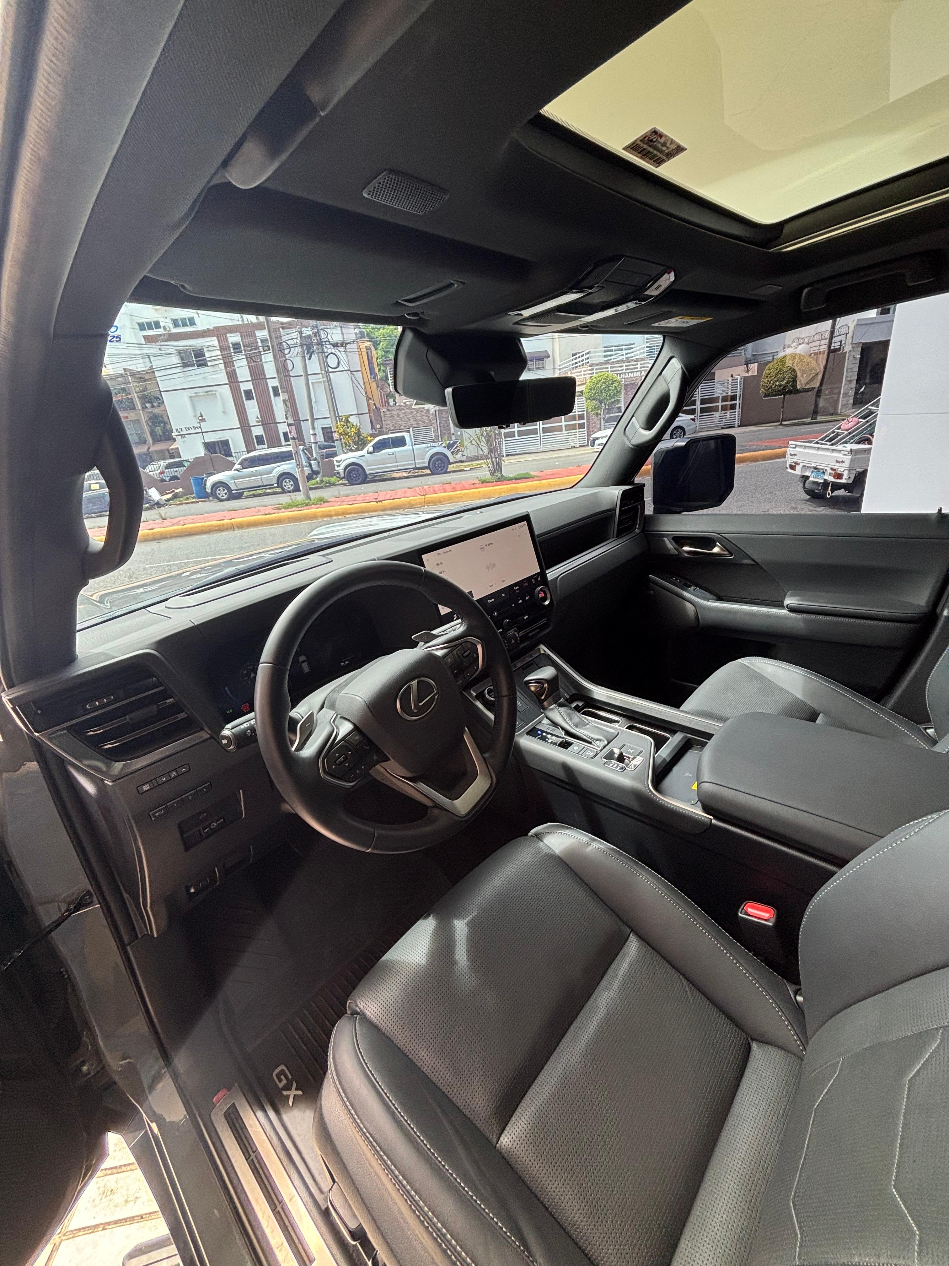 jeepetas y camionetas - Lexus GX550 Luxury+ 7
