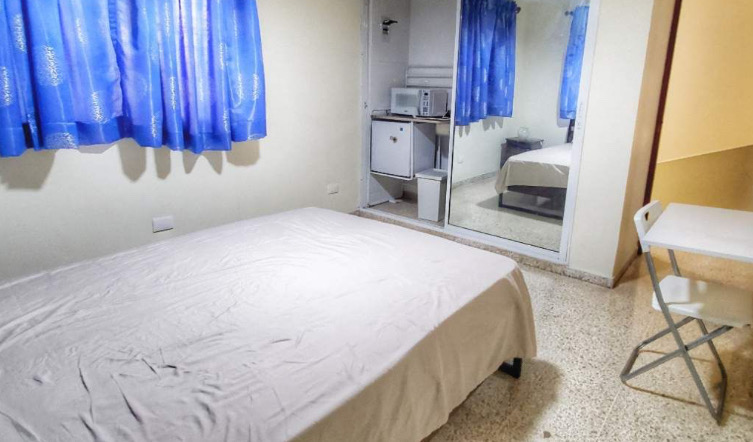 apartamentos - se alquila apartamento de 1hb 9500 en el 30 de mayo 7