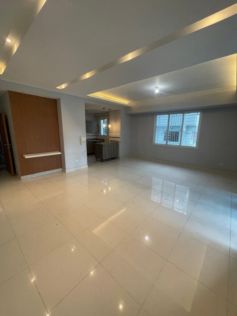apartamentos - 2749- APTO. EN EVARISTO MORALES, STO. DGO.  2