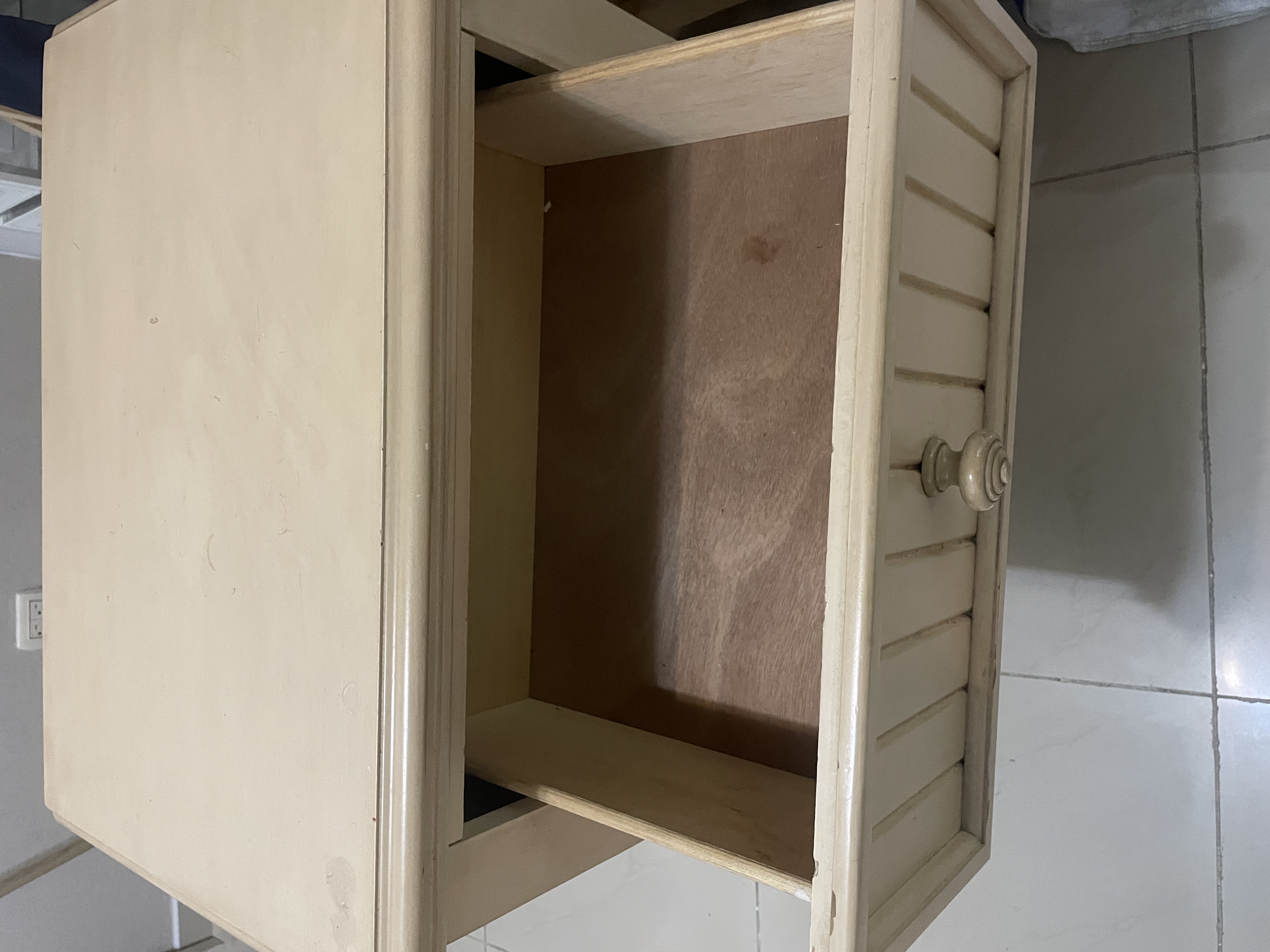 muebles y colchones - Cama Full + 2 Mesitas de noche + Gavetero con 5 Gavetas  3