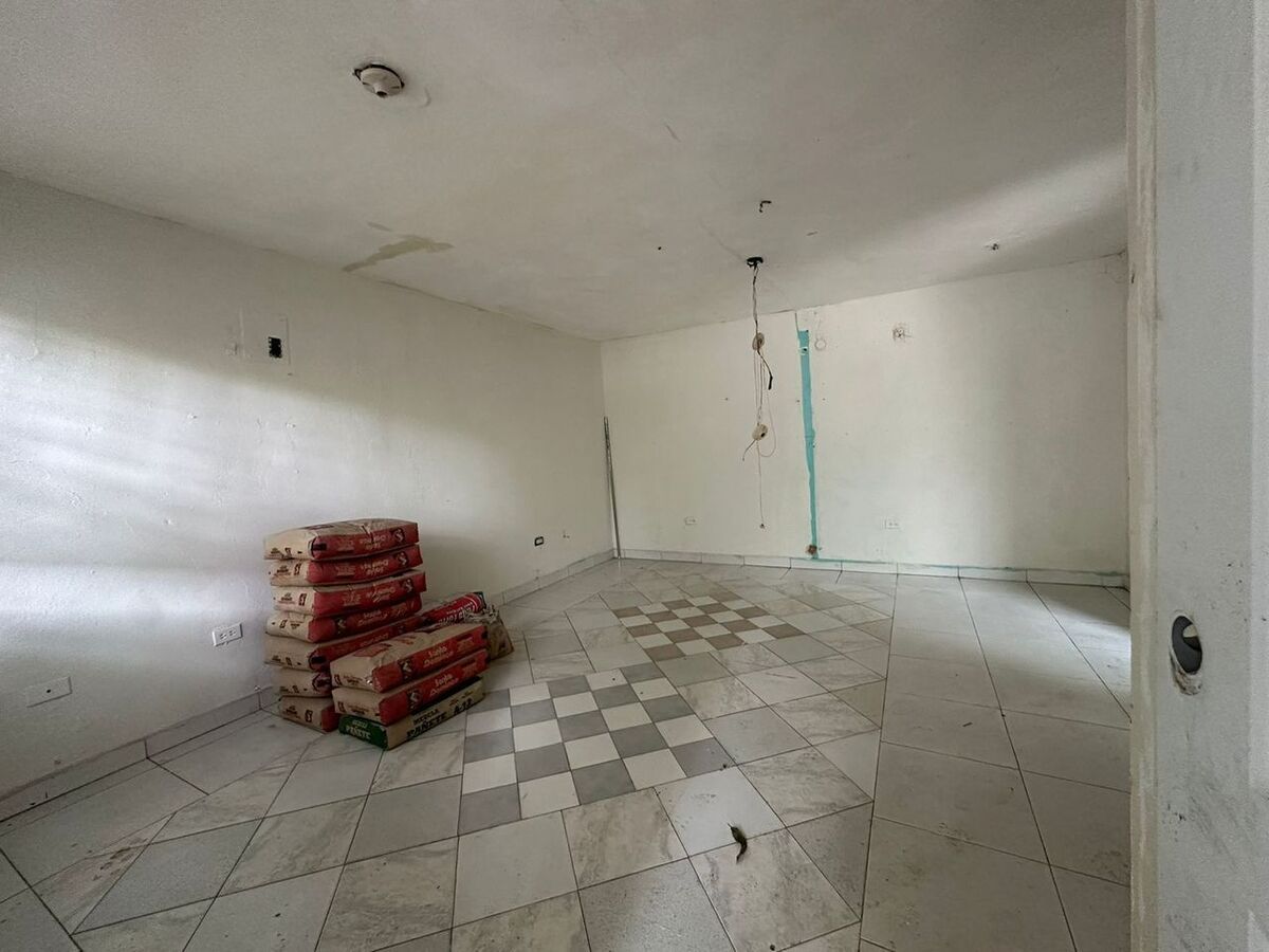casas - Casa en Alquiler en Los Prados para Oficinas 7