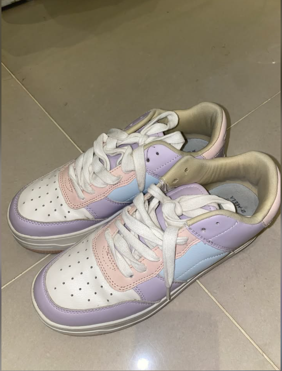 zapatos para mujer - Vendo tenis de mujer