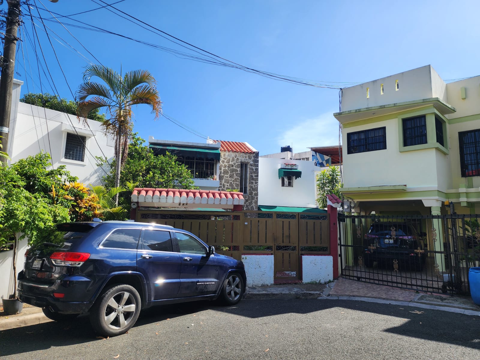 casas - Vendo casa en Avenida Independencia 