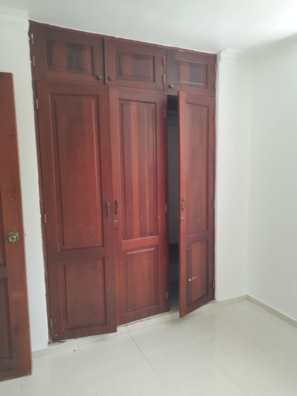 apartamentos - Se Alquila Apartamento en el Embrujo II (Segundo nivel). Precio $25,000.  2