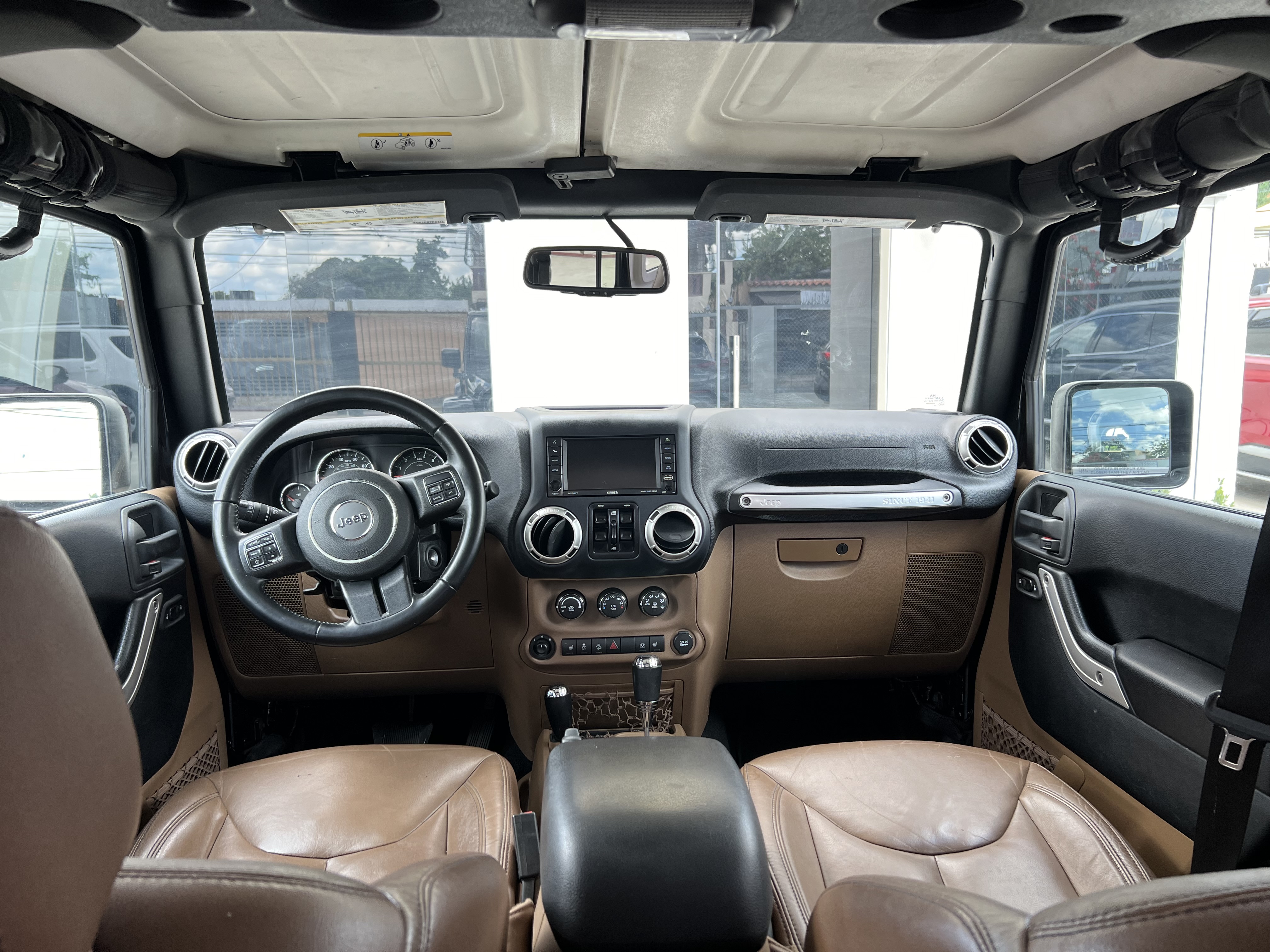 jeepetas y camionetas - Jeep Wrangler Sahara 2018 8