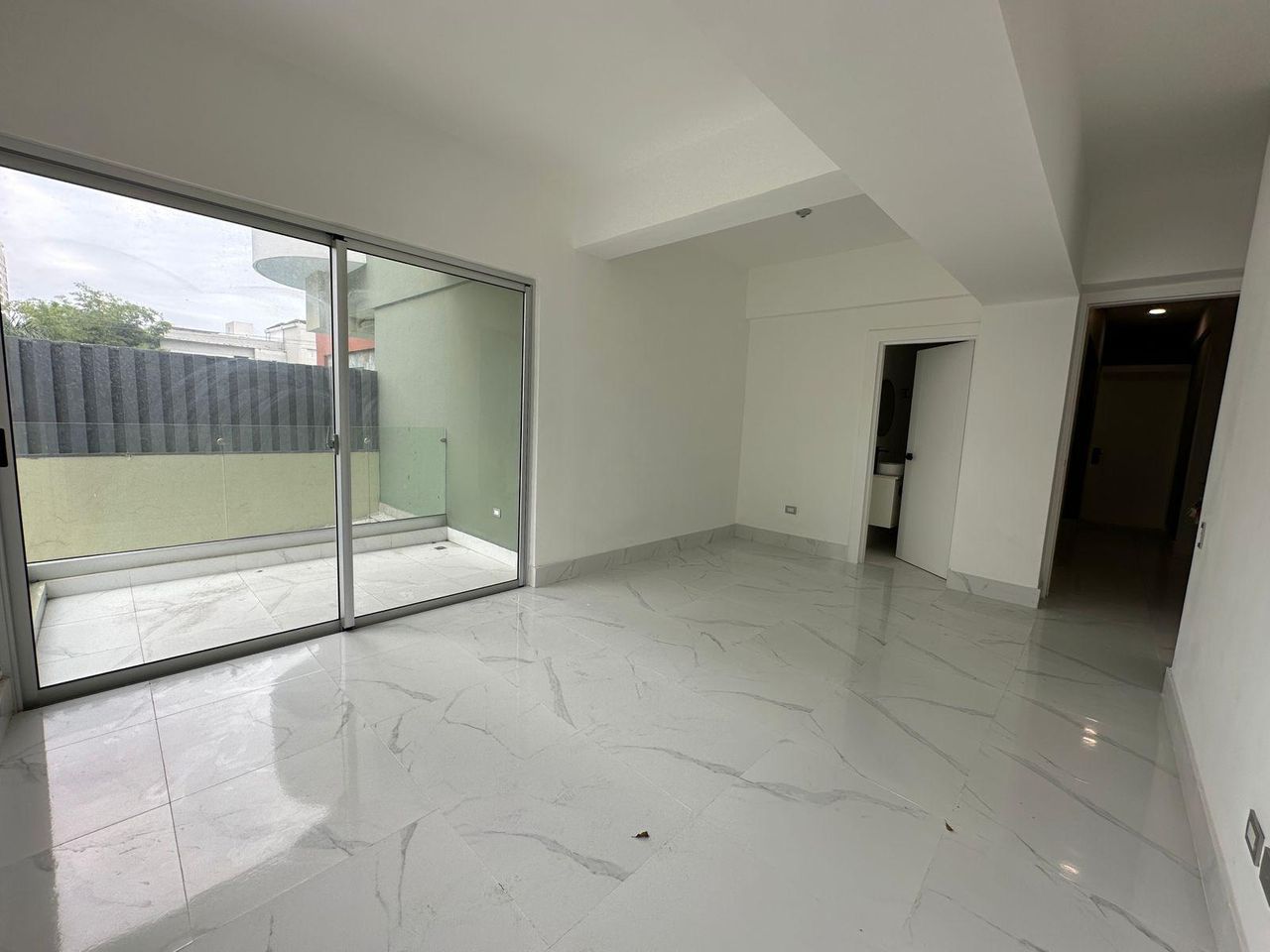 apartamentos - En venta apartamento en piantini  0