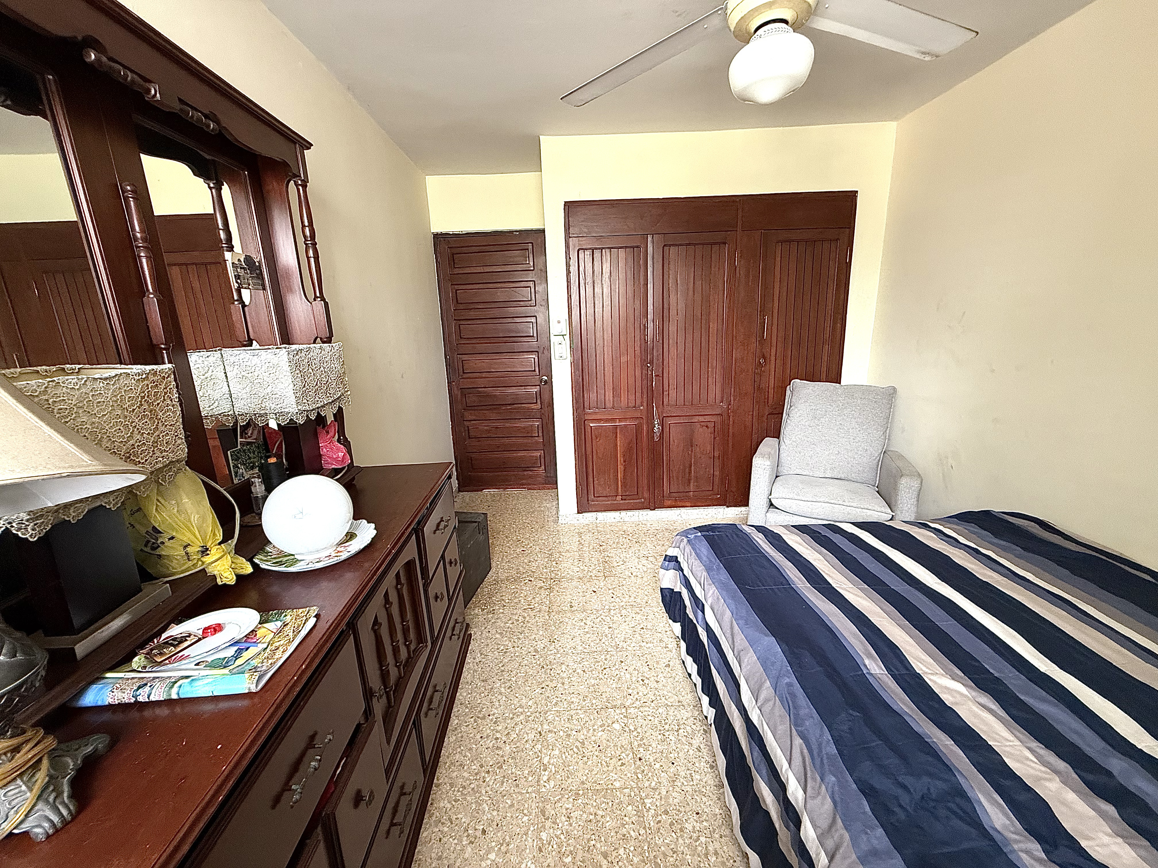 apartamentos - Venta de de 3 habitaciones en Zona Universitaria. 9