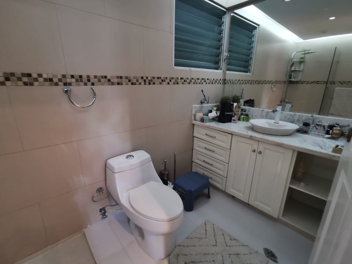 apartamentos - APARTAMENTO AMUEBLADO EN EVARISTO MORALES 3 HABITACIONES 2 PARQUEOS 8