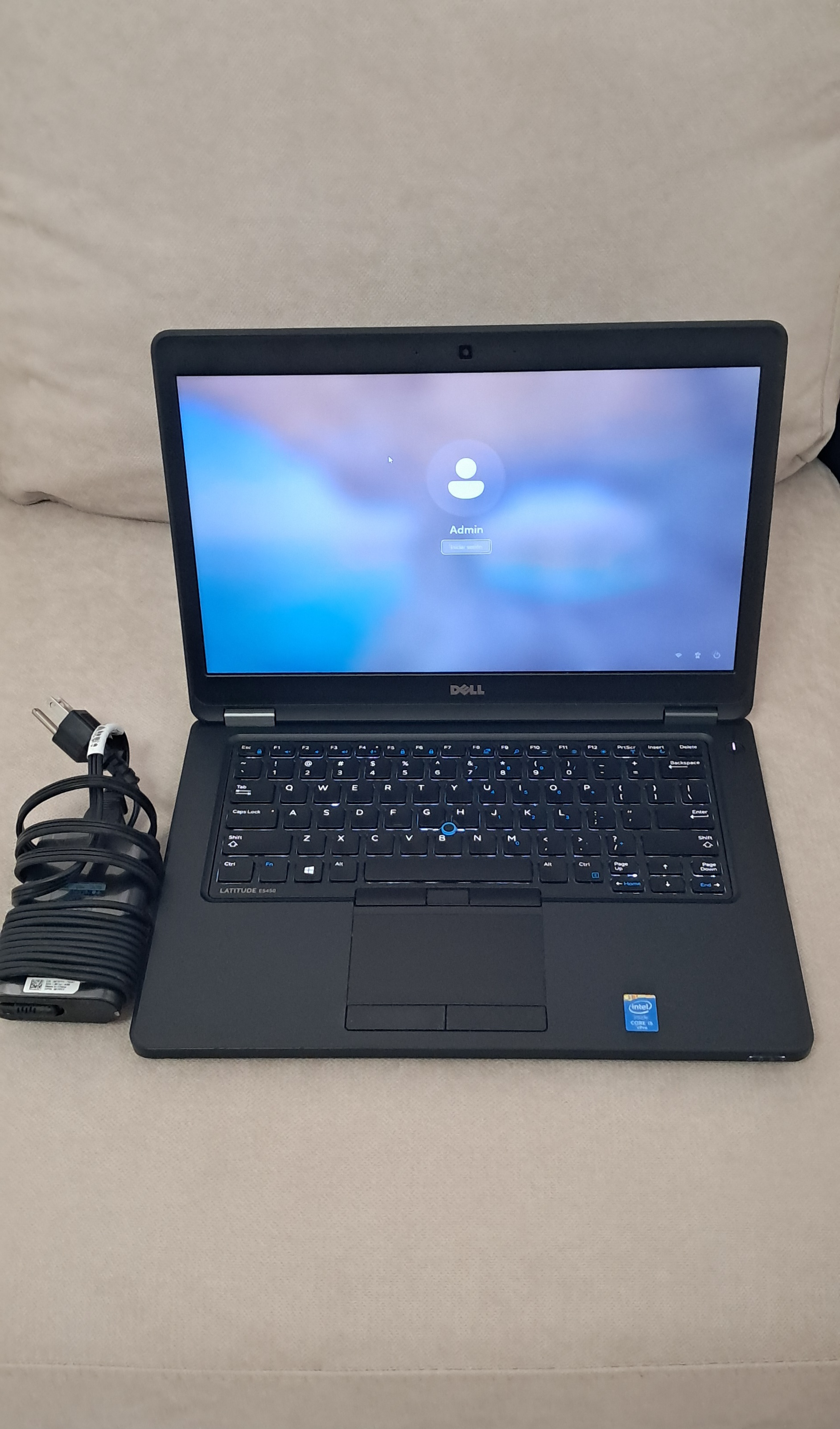 computadoras y laptops - Laptop Dell 16GB 500GB SSD E5450 i5-5300 2.30 Ghz 0