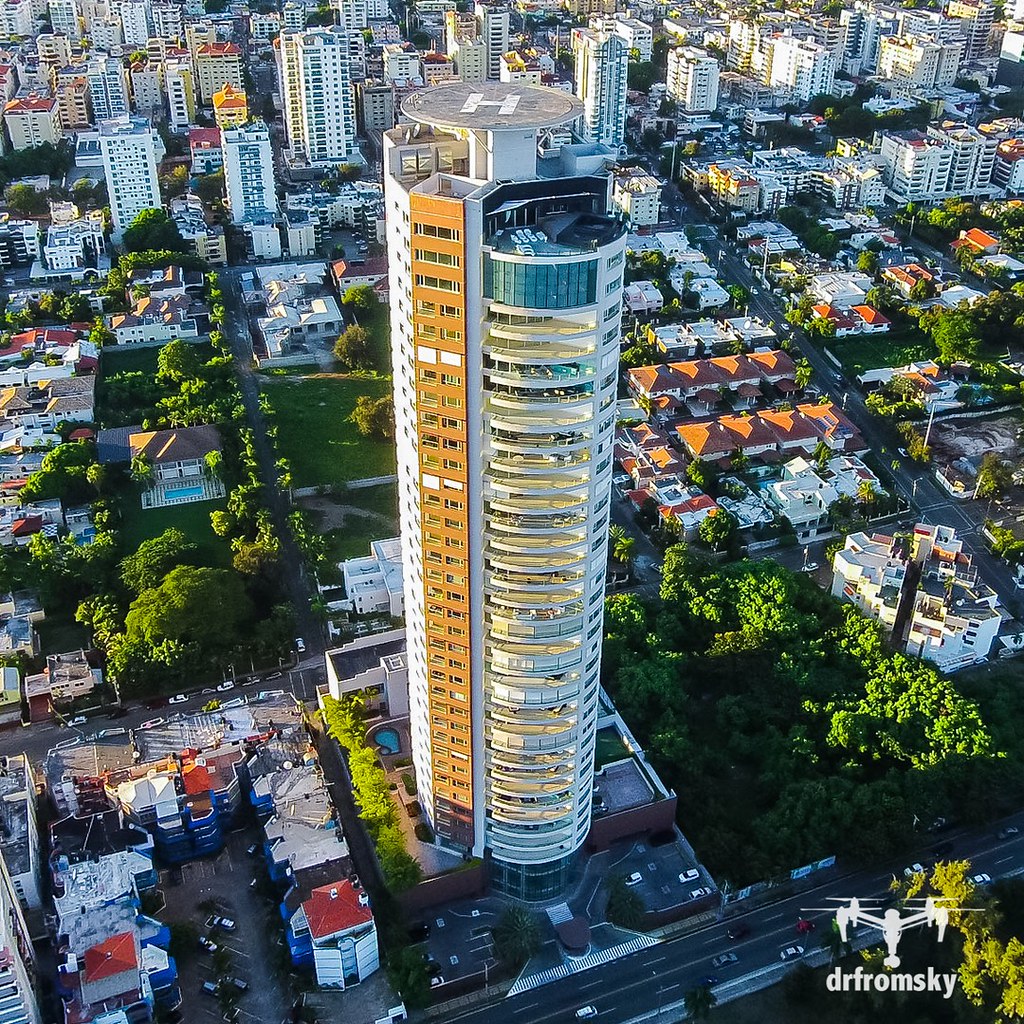 apartamentos - Apartamento Torre Caney Av. Anacaona Oportunidad 0