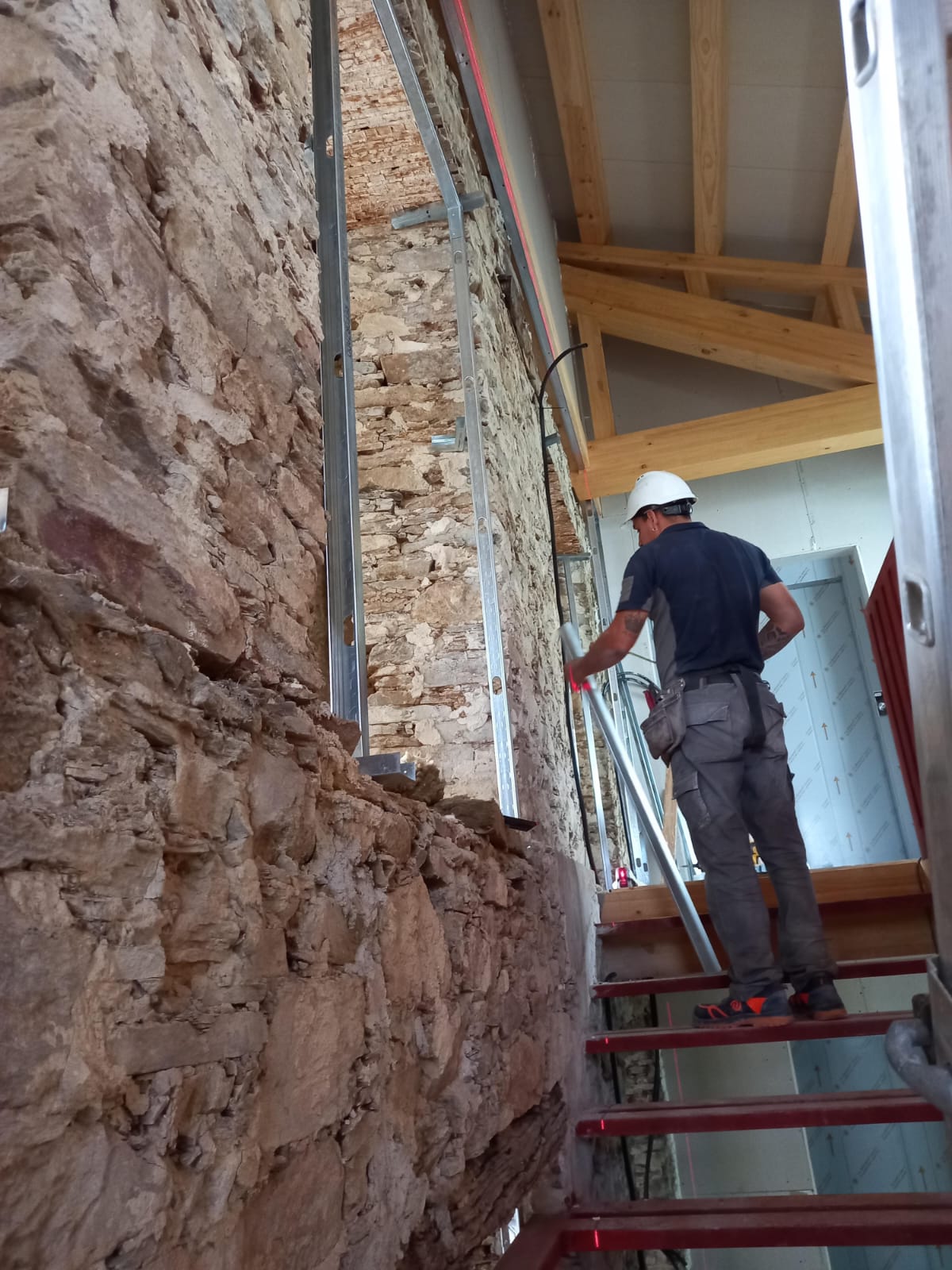 construccion e industrial - Especialista en la colocación de sheetrock ,pintura ,descoracion de interiores  1