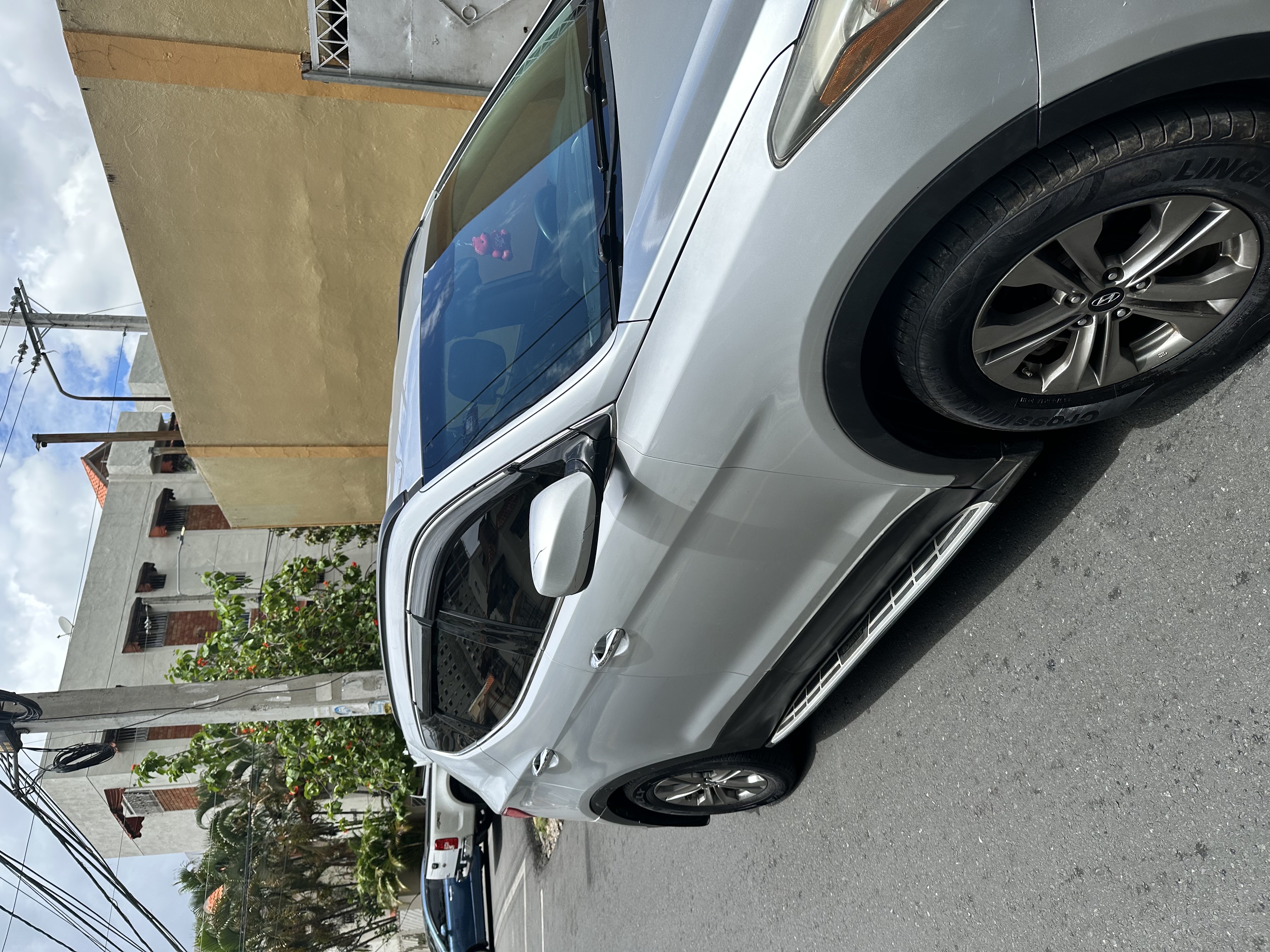 jeepetas y camionetas - Santa fe sport 2016 negociable  4