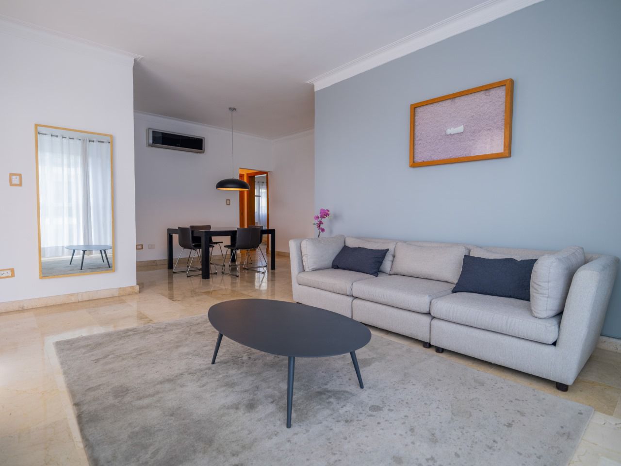apartamentos - Vendo   Hermoso Apto. Amueblado en  La Esperilla 0