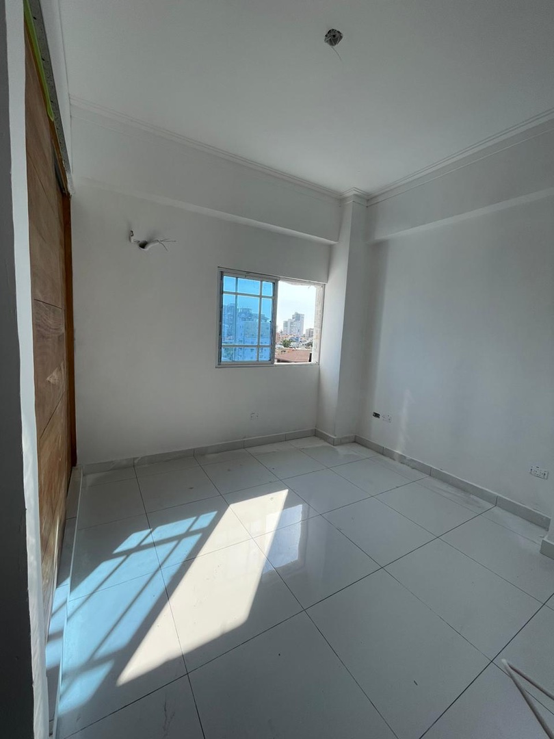 apartamentos - Venta de apartamento en Alma Rosa 1  torre moderna de 220mts piso 6  5