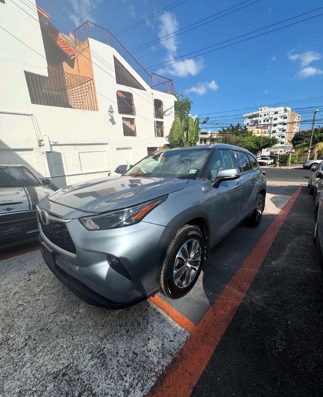 jeepetas y camionetas - Toyota Highlander 2022 1