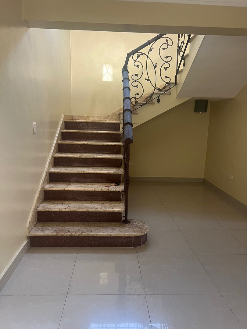 penthouses - Vendo Pent-house en Urbanización Real 6