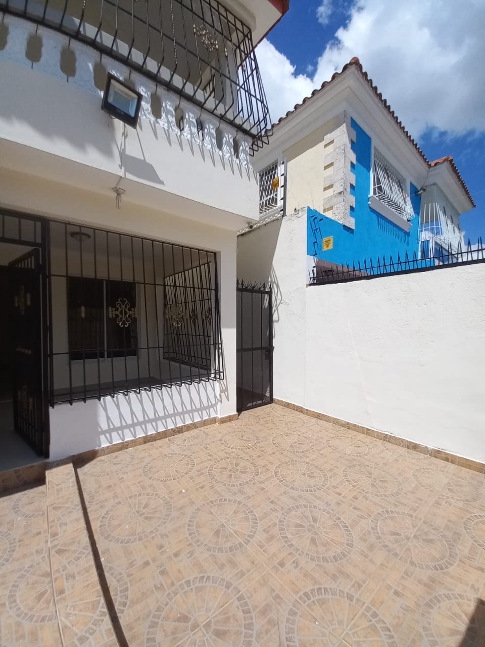 casas - venta de casa en la Autopista de San Isidro brisa oriental Santo Domingo este  8